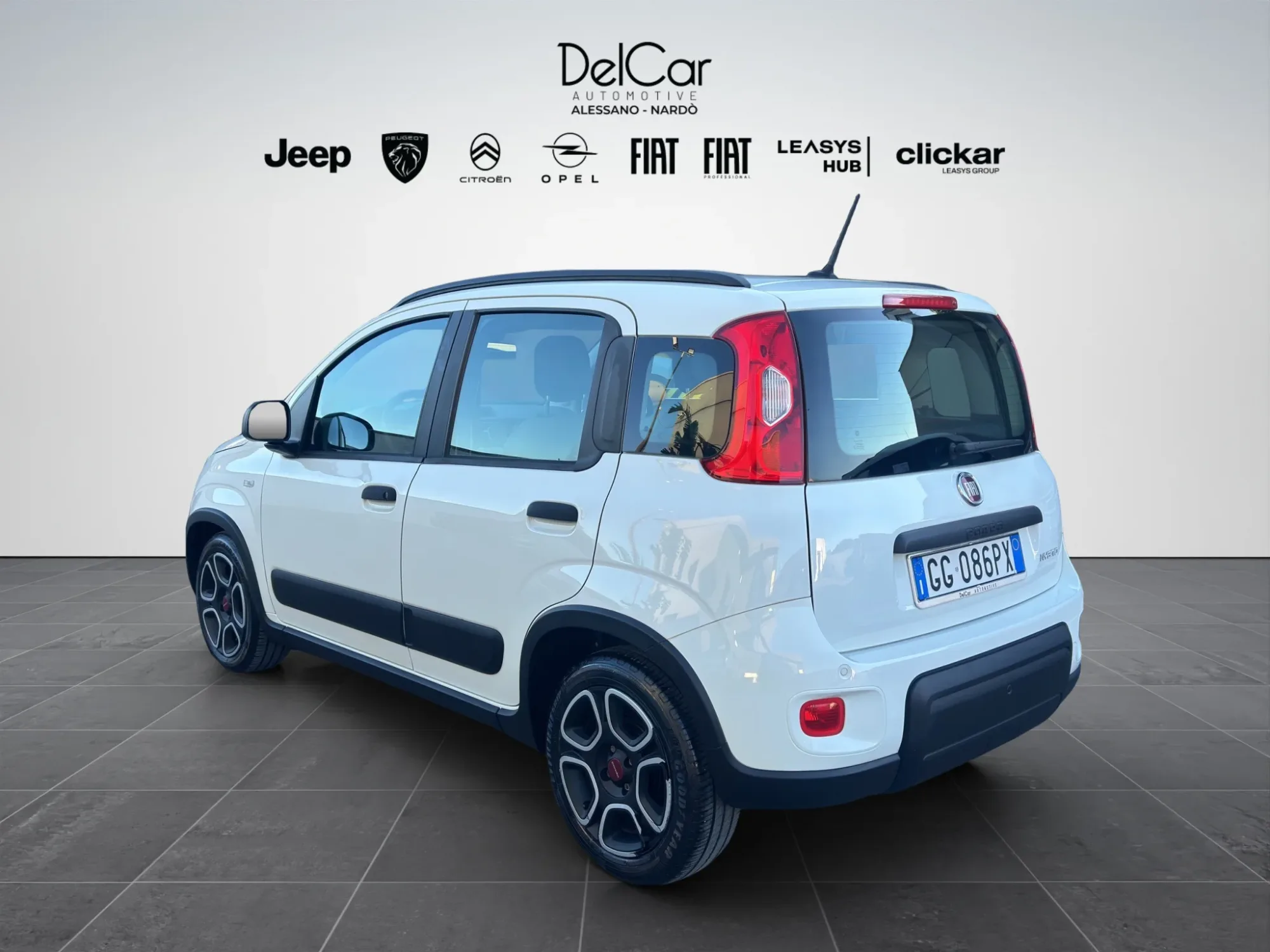 Fiat Panda 1.0 HYBRID CITY LIFE 2021 — foto 4 di 19