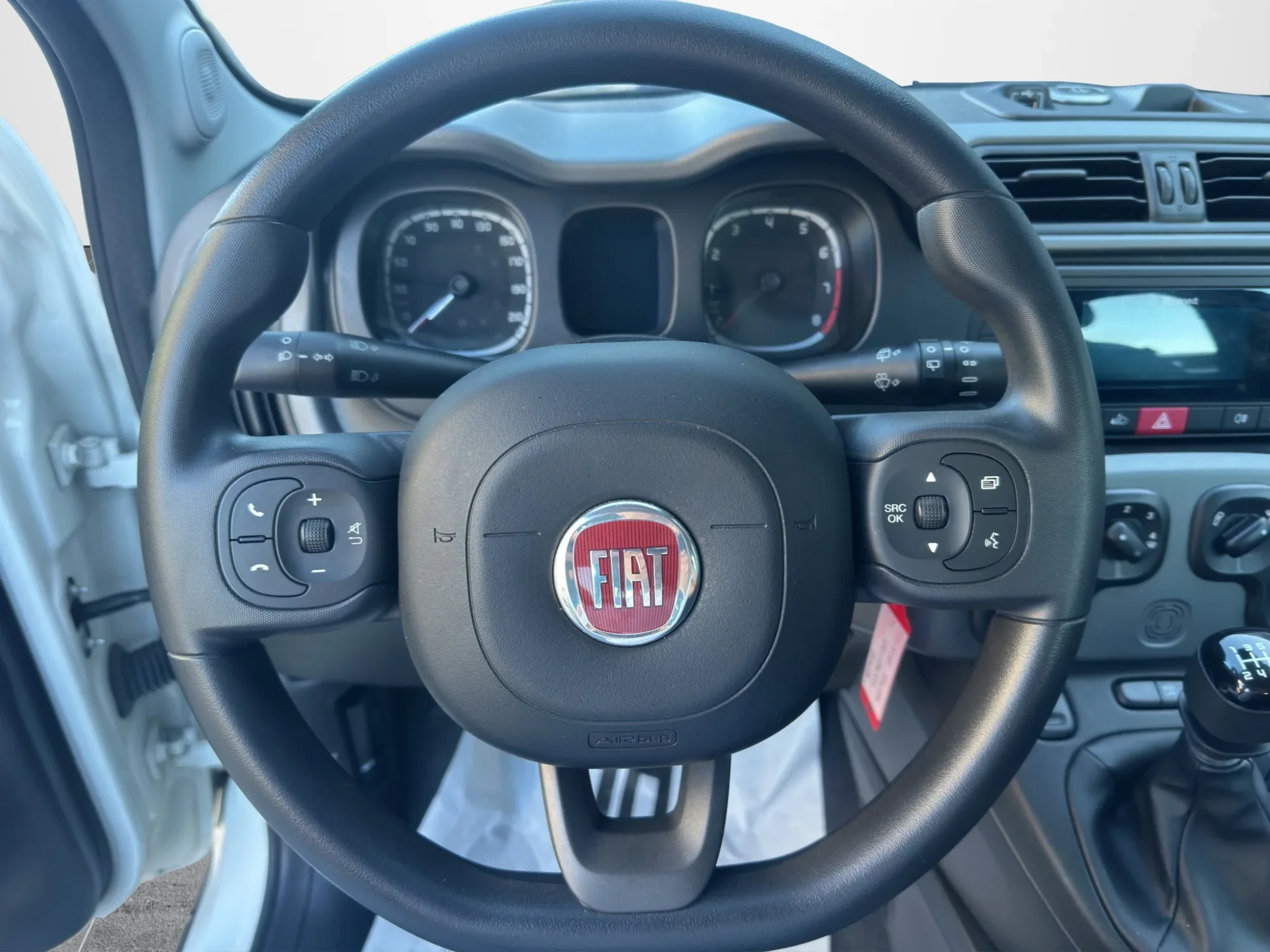 Fiat Panda 1.0 HYBRID CITY LIFE 2021 — foto 10 di 19