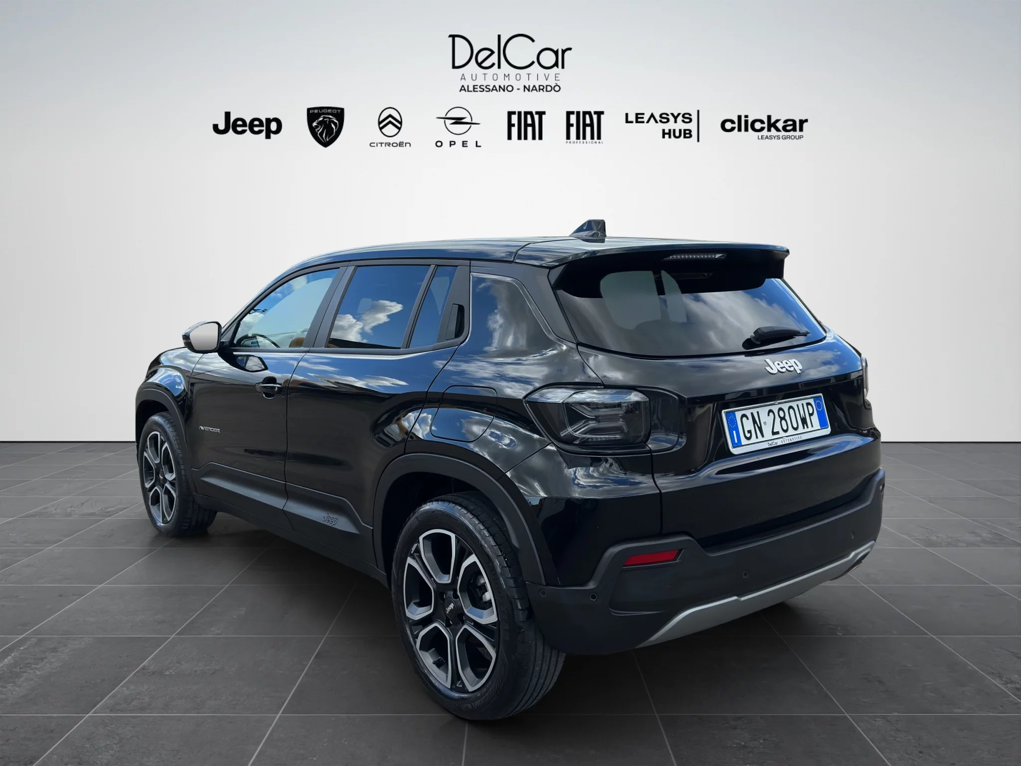 Jeep Avenger 1.2 TURBO SUMMIT 2023 — foto 4 di 23