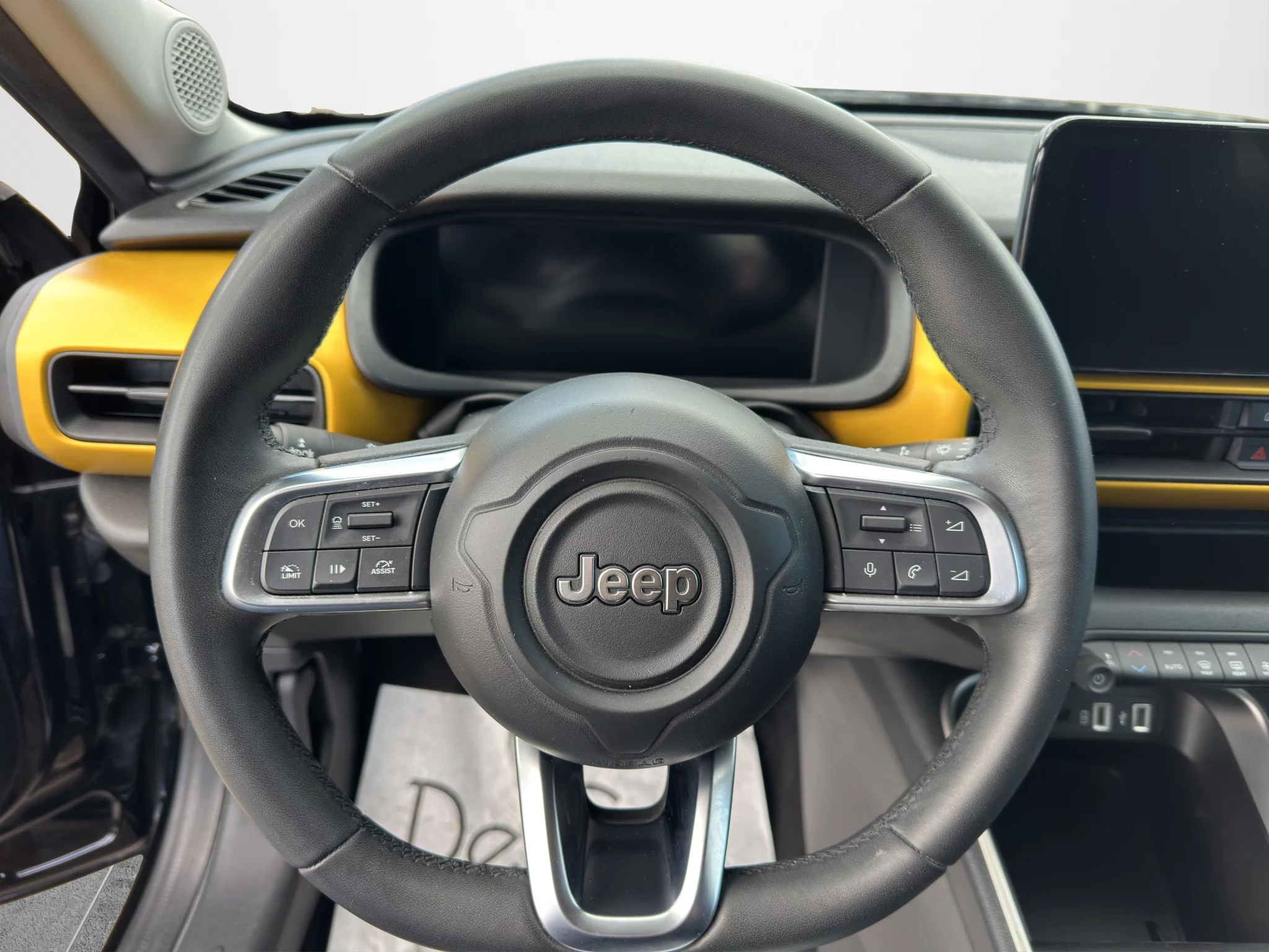 Jeep Avenger 1.2 TURBO SUMMIT 2023 — foto 10 di 23