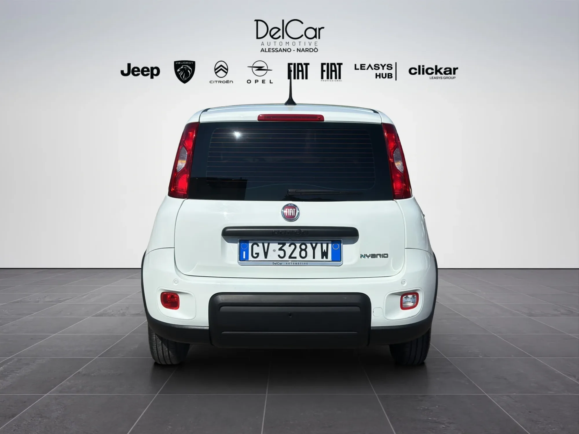 Fiat Panda 1.0 HYBRID 2024 — foto 5 di 18