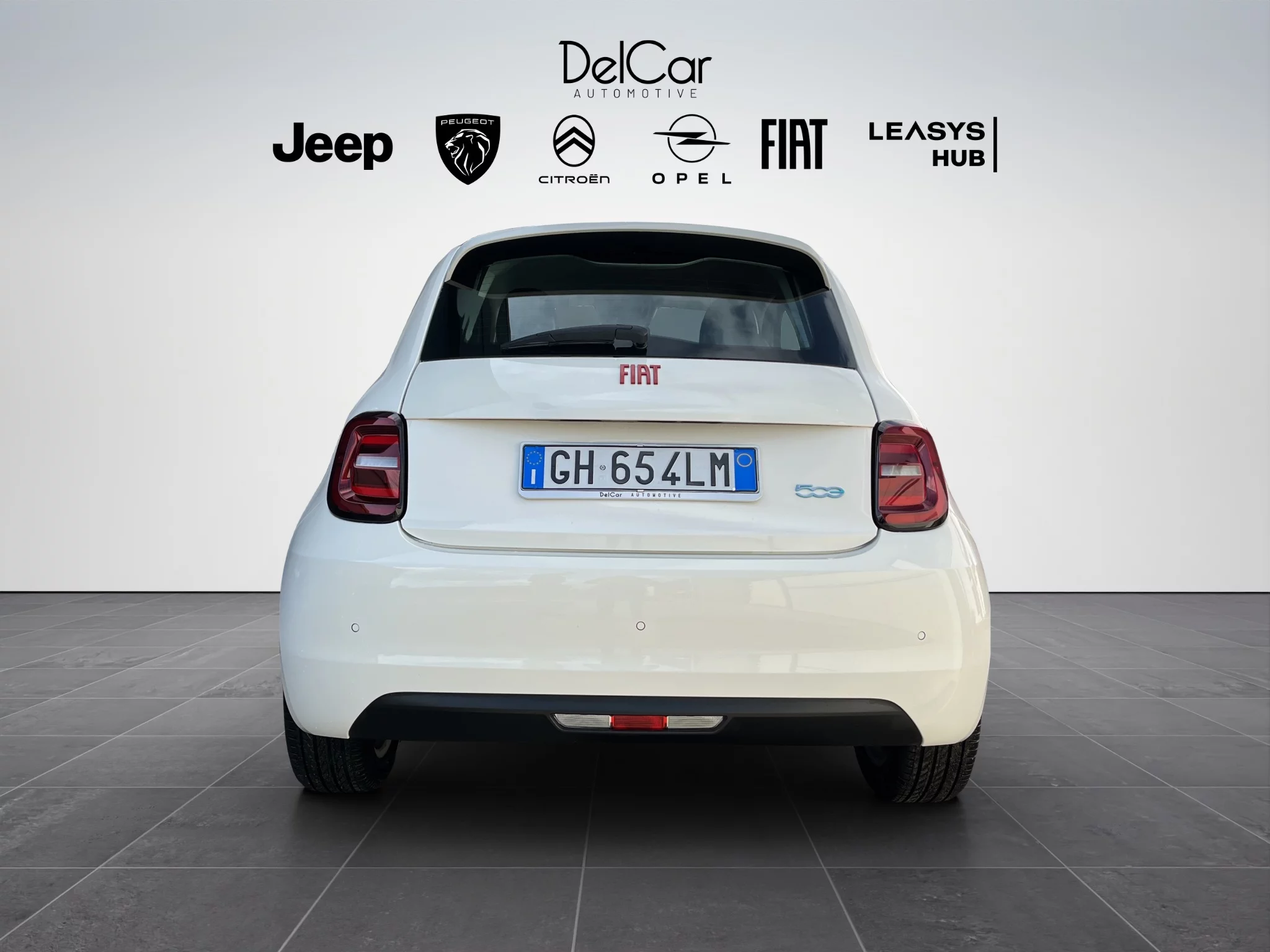 Fiat 500e 100% Elettrica RED 2021 — foto 5 di 19