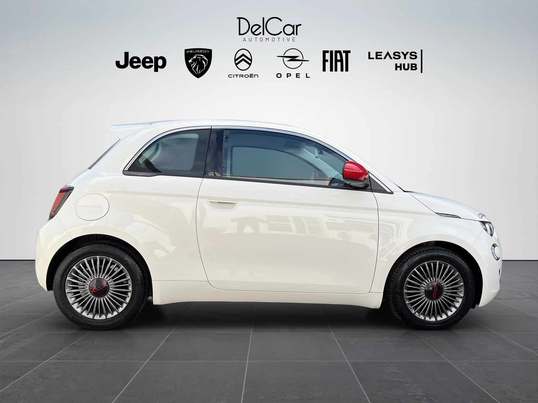 Fiat 500e 100% Elettrica RED 2021 — foto 7 di 19