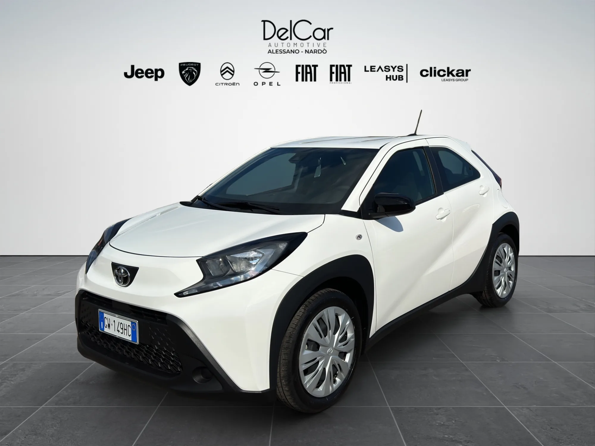 Toyota Aygo X 1.0 VVT-i 72 Cv. Active S-CVT 2024 — foto 2 di 22
