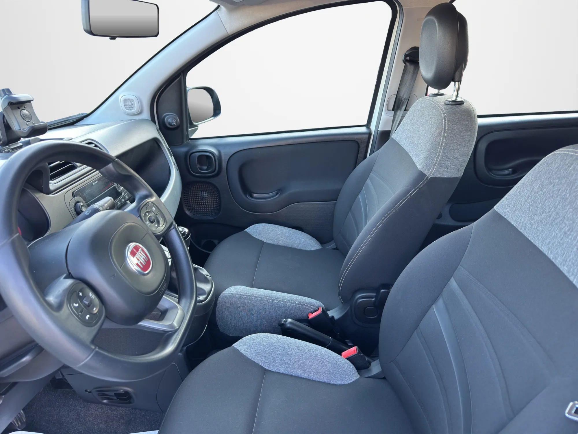 Fiat Panda 1.0 70 Cv. Hybrid City Life 2022 — foto 9 di 21