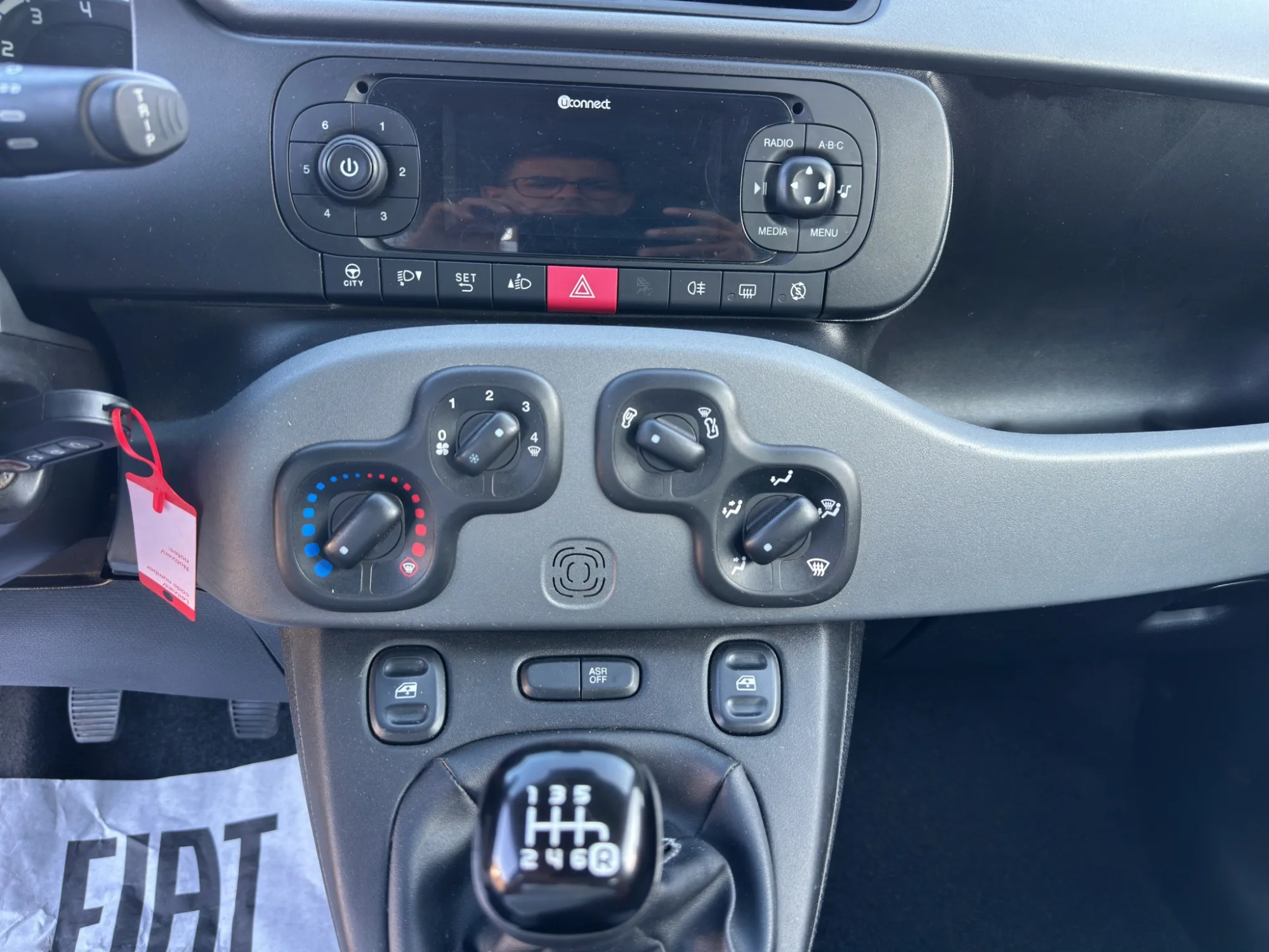 Fiat Panda 1.0 70 Cv. Hybrid City Life 2022 — foto 16 di 21