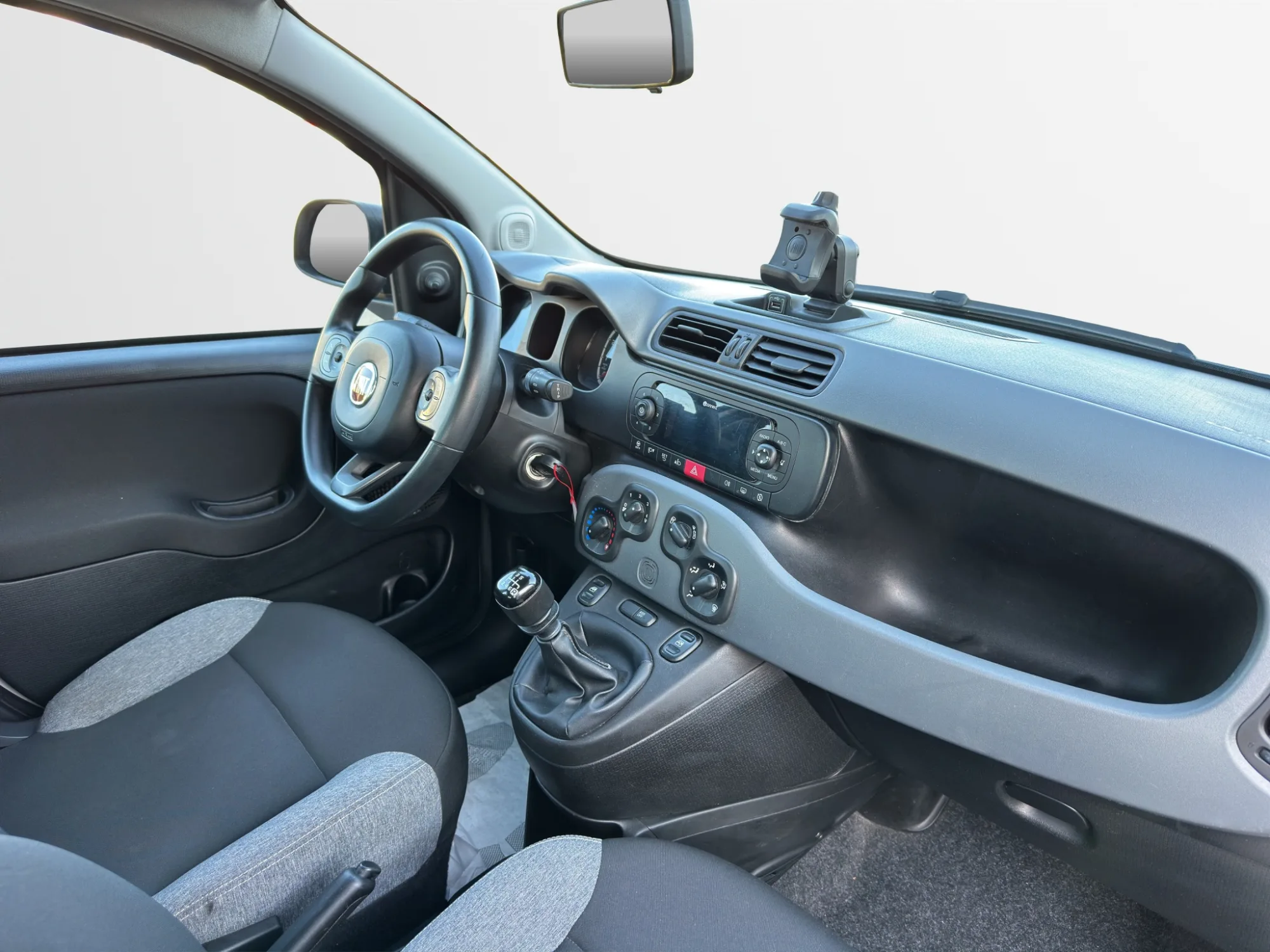 Fiat Panda 1.0 70 Cv. Hybrid City Life 2022 — foto 18 di 21
