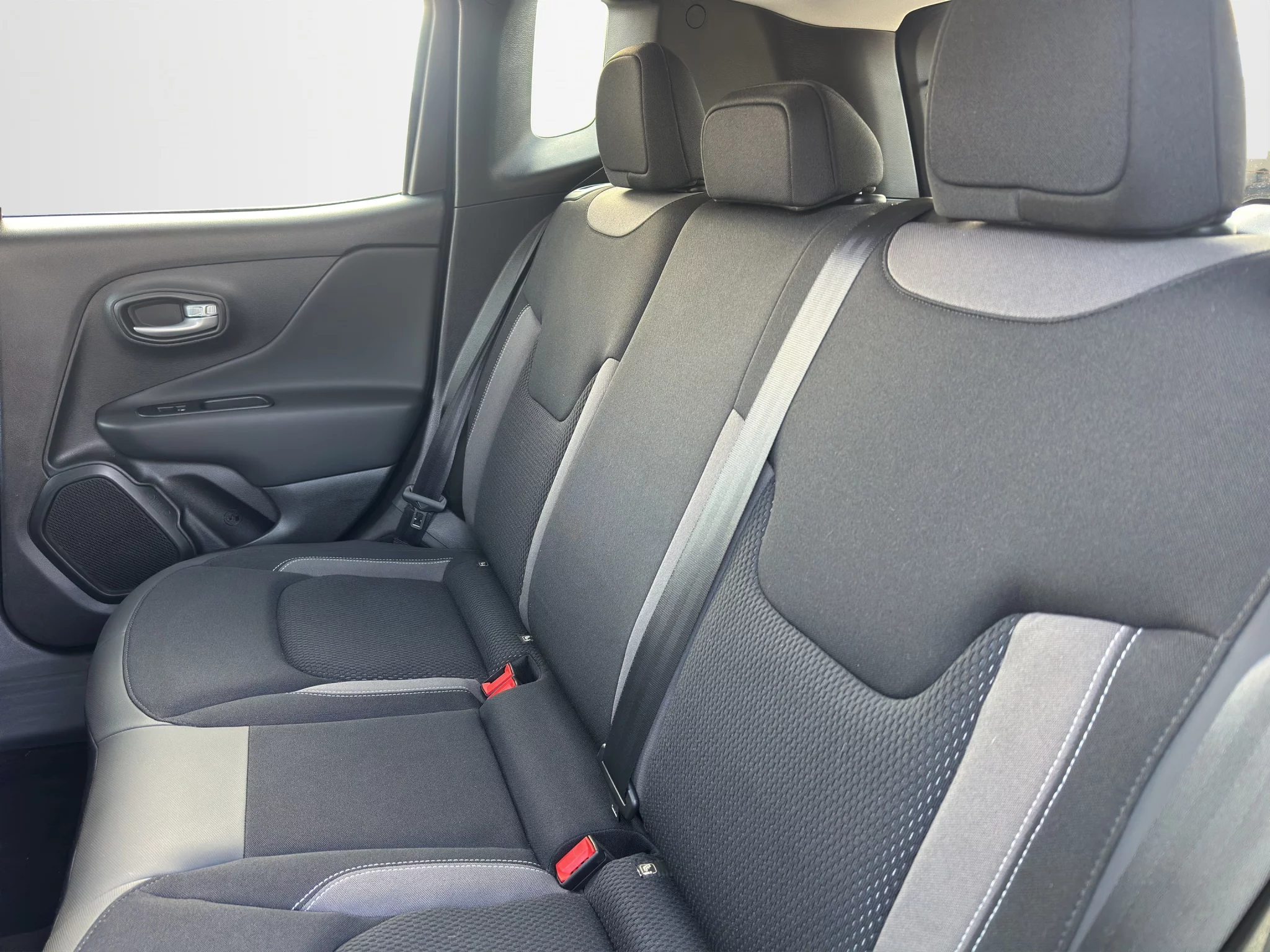 Jeep Renegade 1.0 T3 LIMITED 2023 — foto 13 di 20