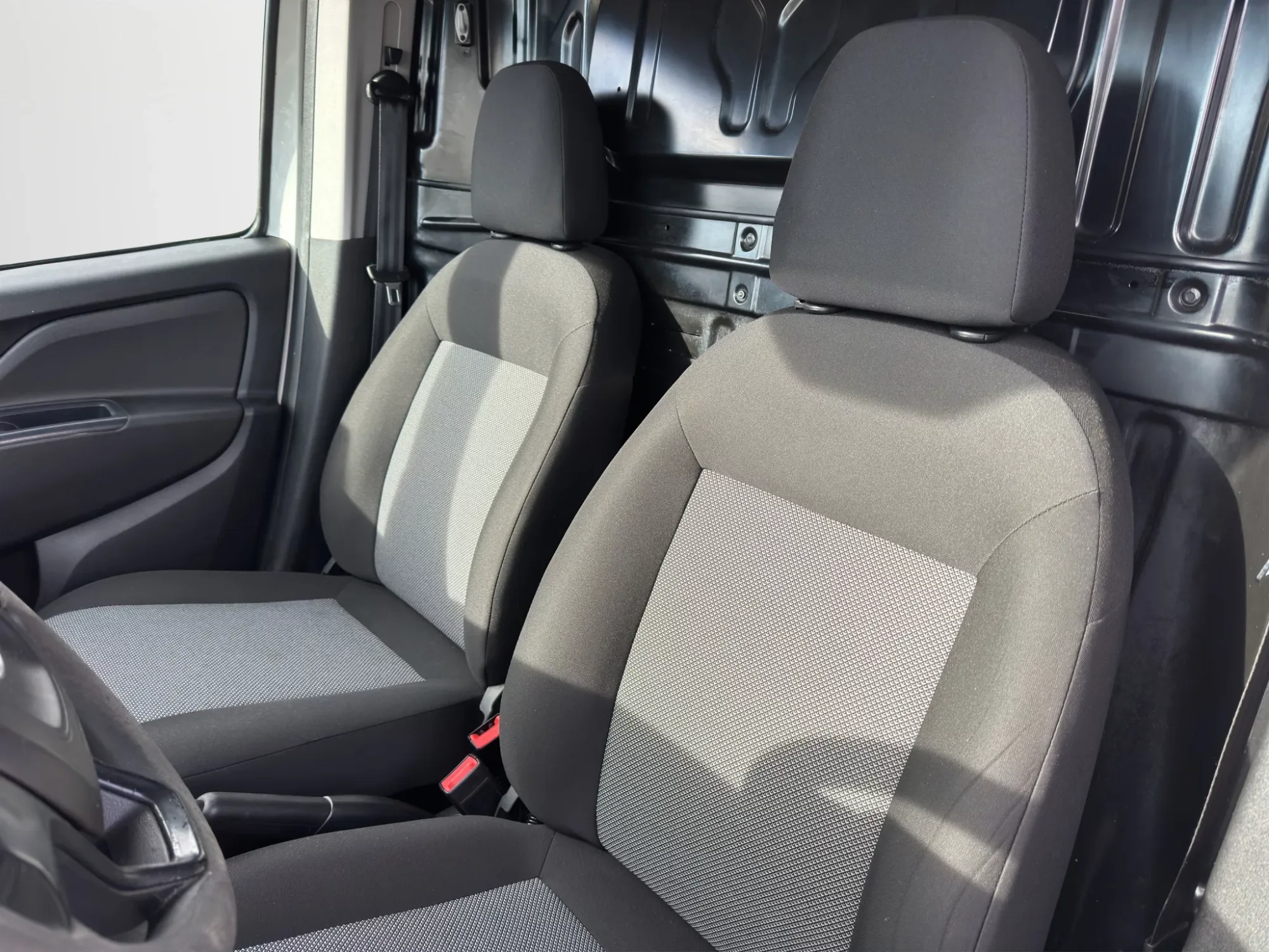 Fiat Doblò 1.3 MJT PASSO CORTO BUSINESS 2020 — foto 8 di 16