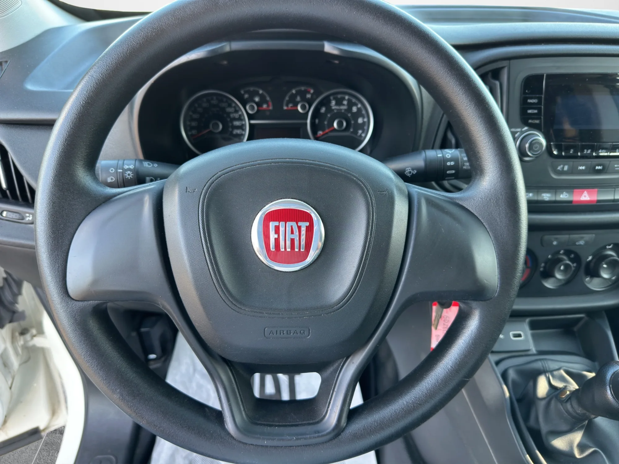 Fiat Doblò 1.3 MJT PASSO CORTO BUSINESS 2020 — foto 10 di 21