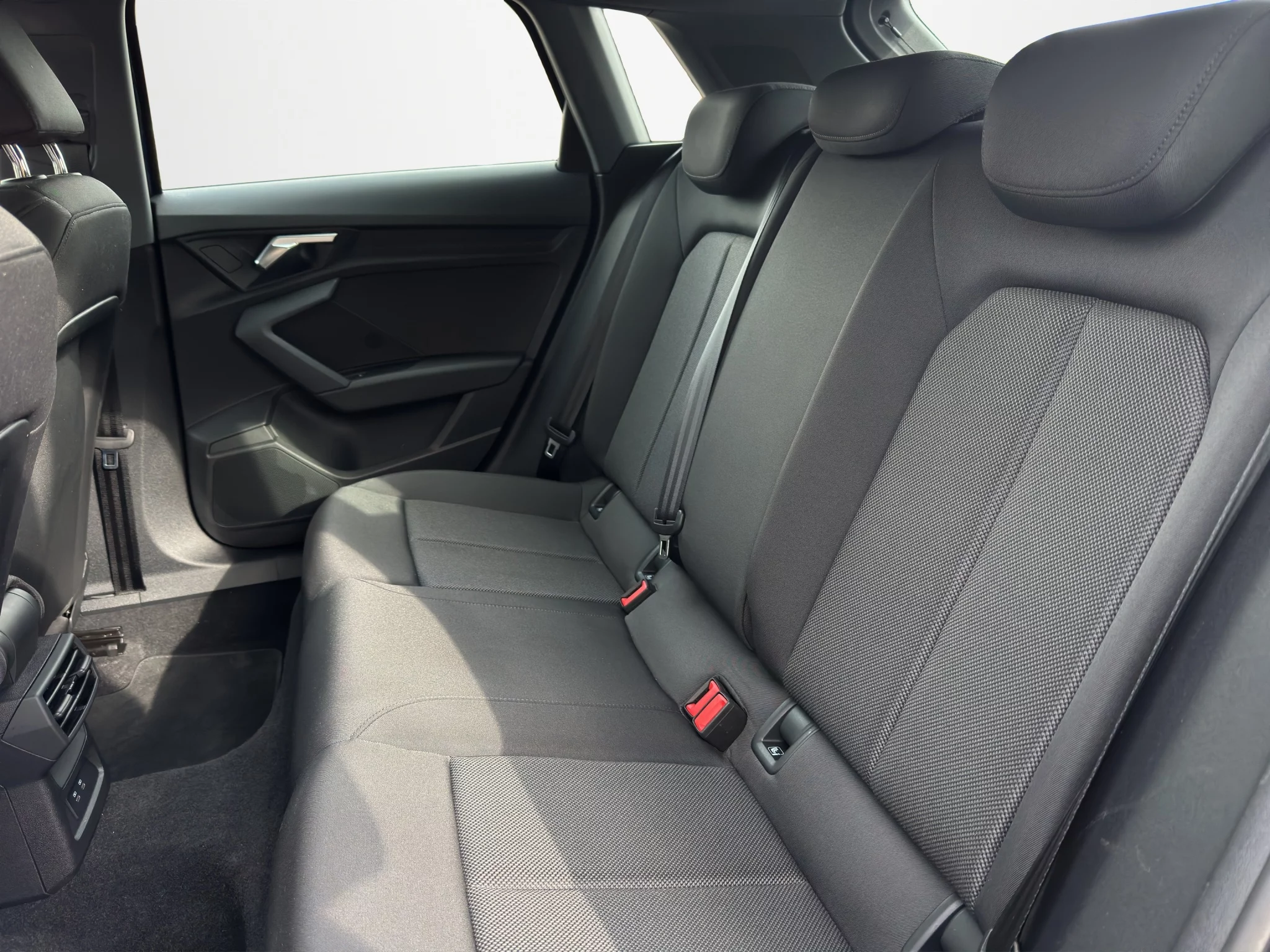 Audi A3 SPORTBACK 35 TDI 2.0 S-TRONIC BUSINESS 2023 — foto 12 di 19