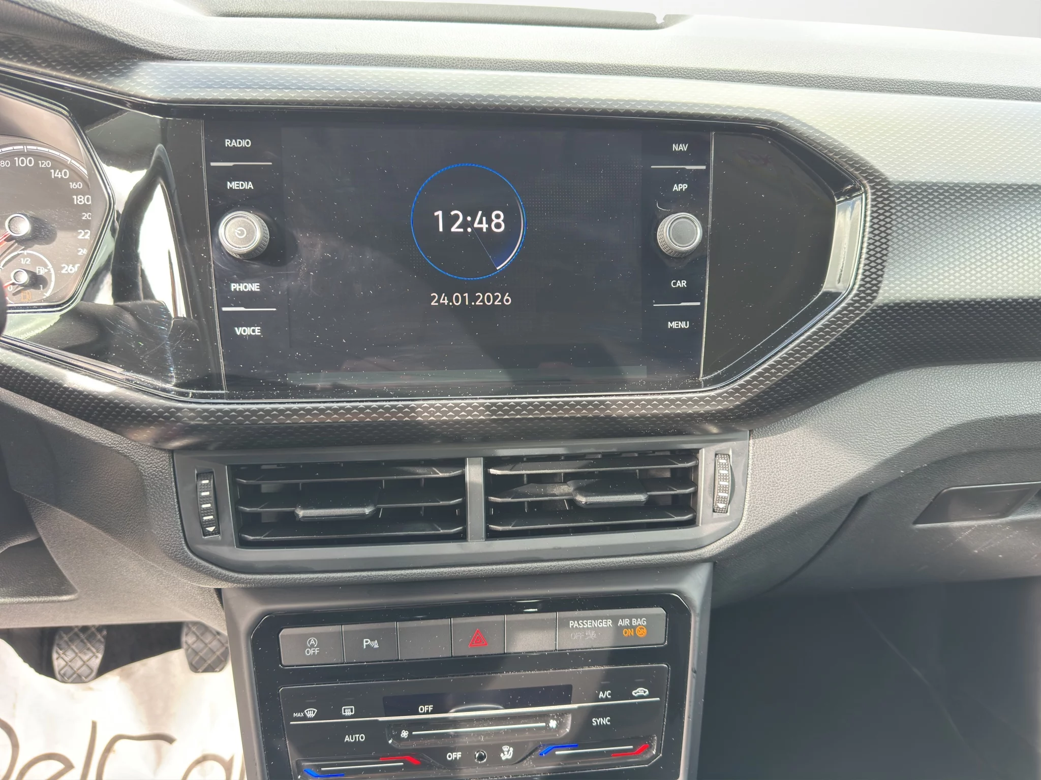 Volkswagen T-Cross 1.0 STYLE 2022 — foto 13 di 18