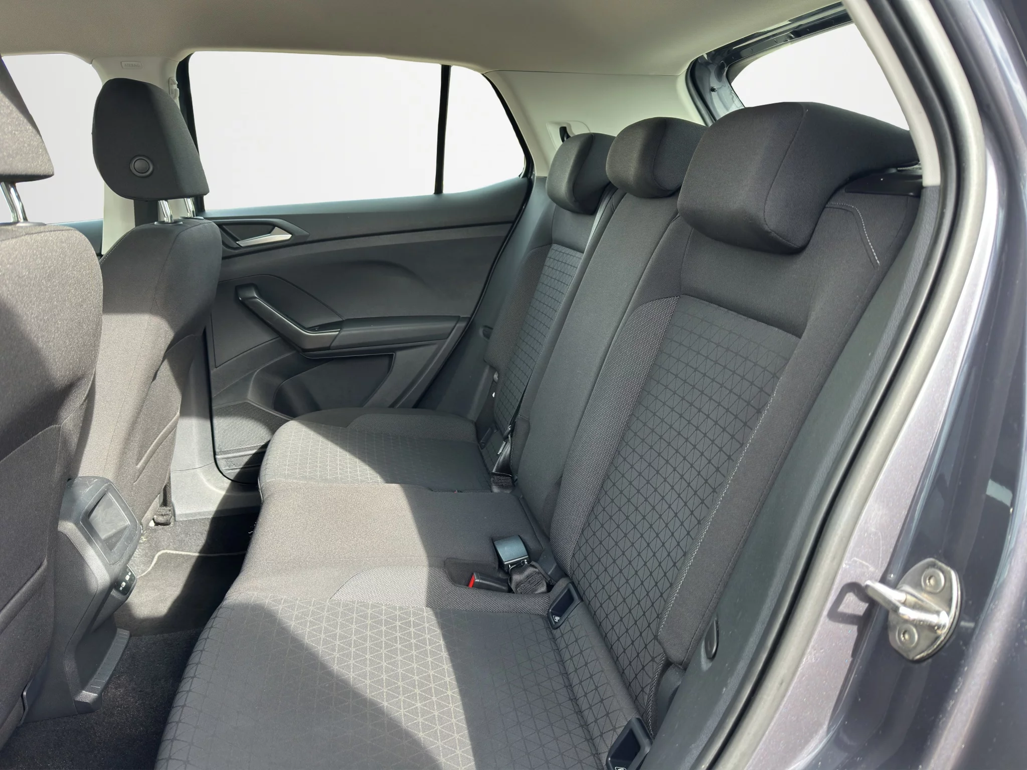 Volkswagen T-Cross 1.0 STYLE 2022 — foto 12 di 18