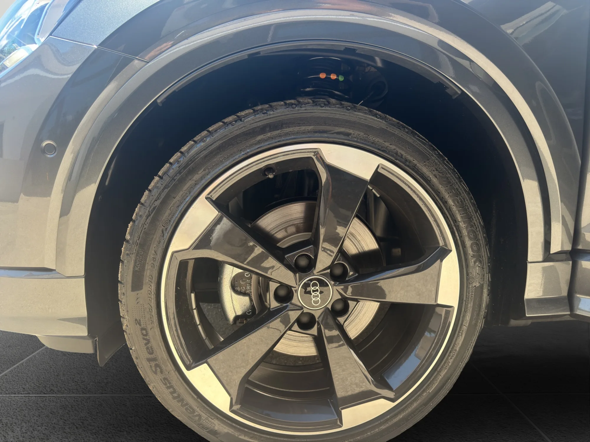 Audi Q2 30 2.0 TDI Identity Black 2025 — foto 18 di 18