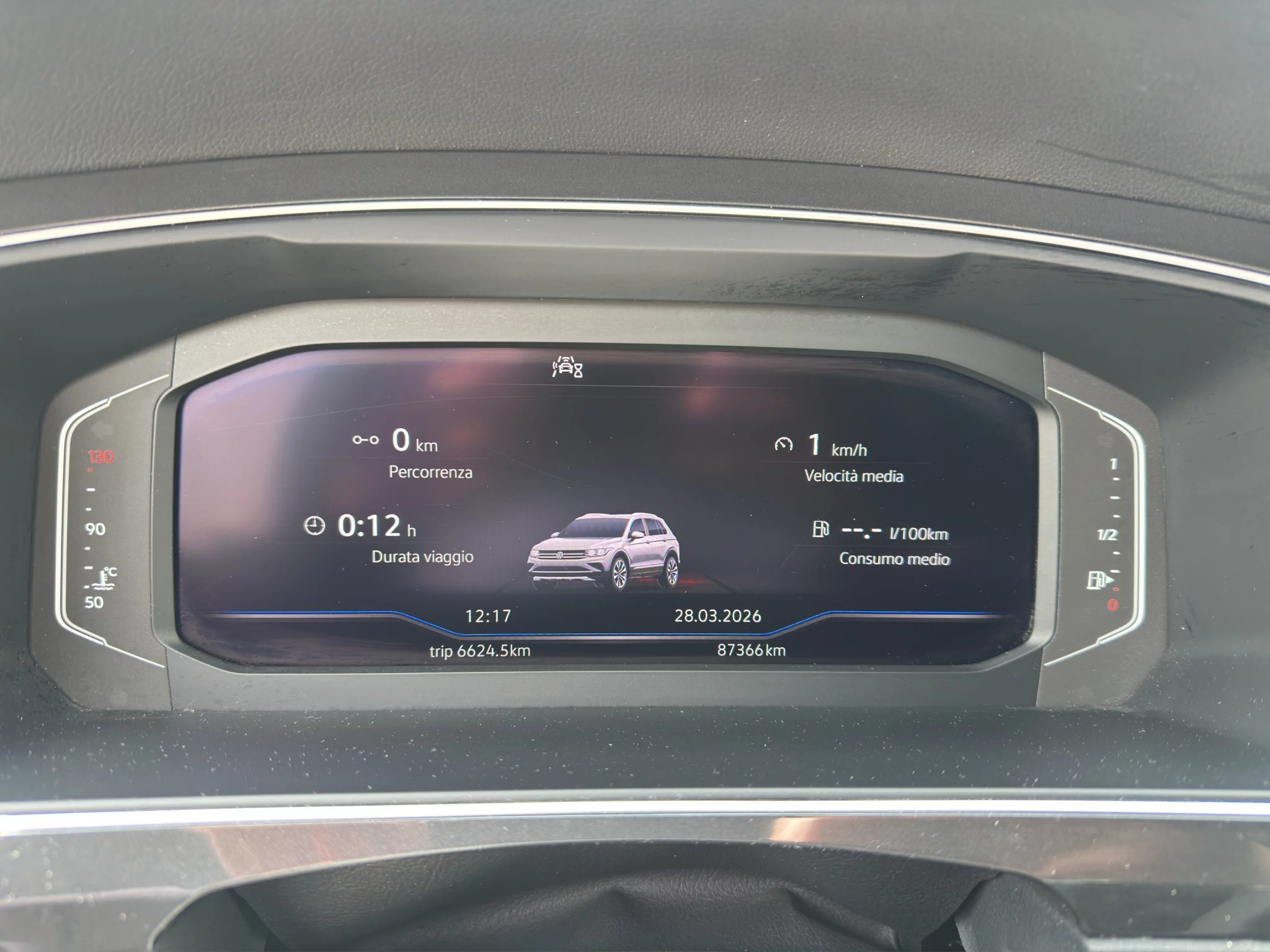 Volkswagen Tiguan 2.0 TDI DSG ELEGANCE 2022 — foto 11 di 24