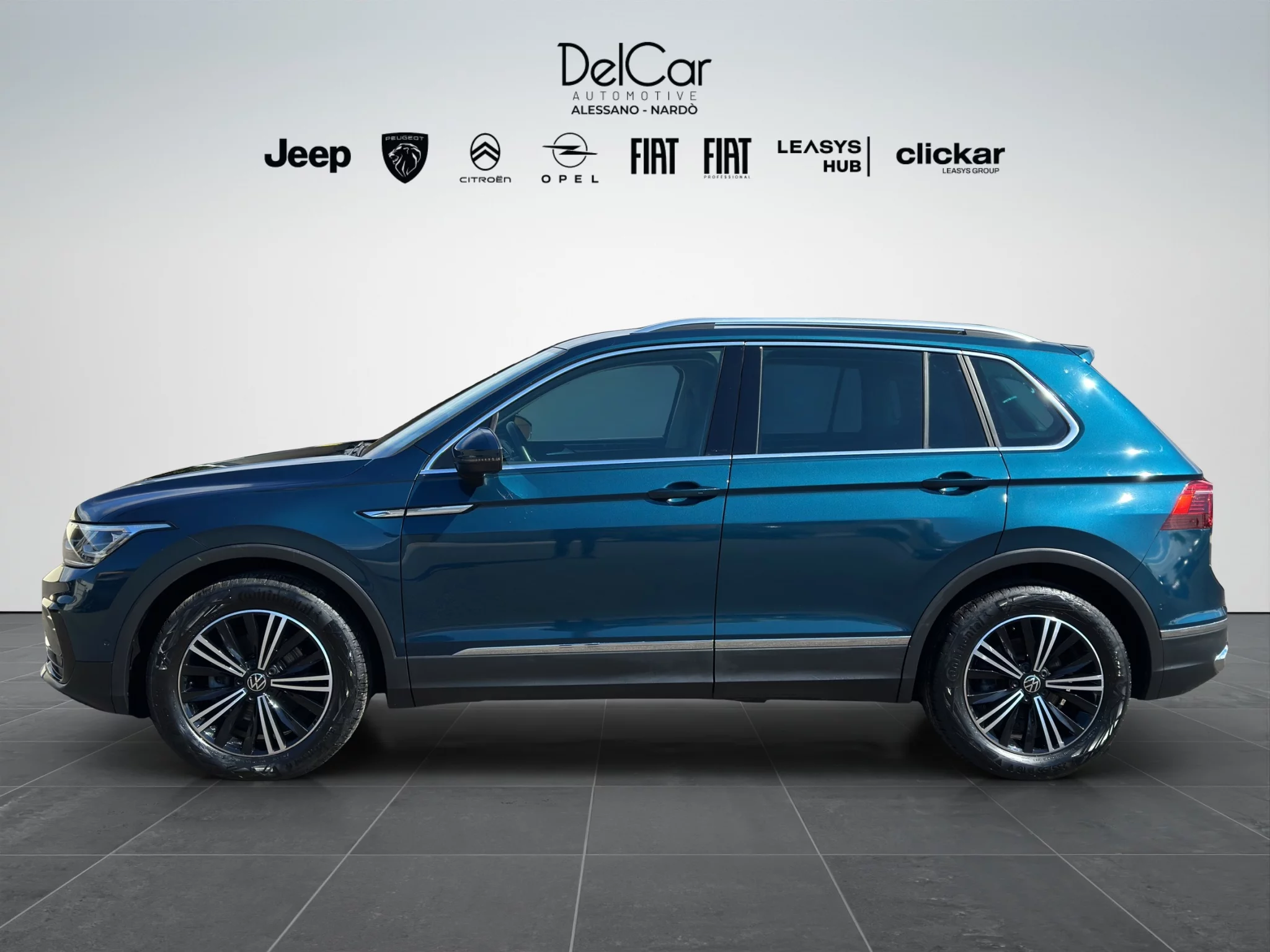 Volkswagen Tiguan 2.0 TDI DSG ELEGANCE 2022 — foto 3 di 21