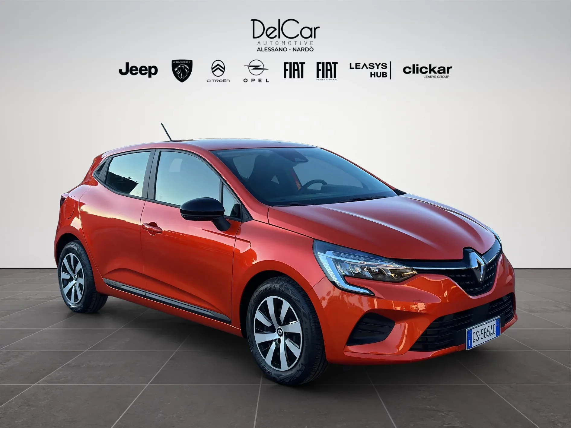 Renault Clio 1.0 SCE EQUILIBRE 2023 — foto 8 di 19