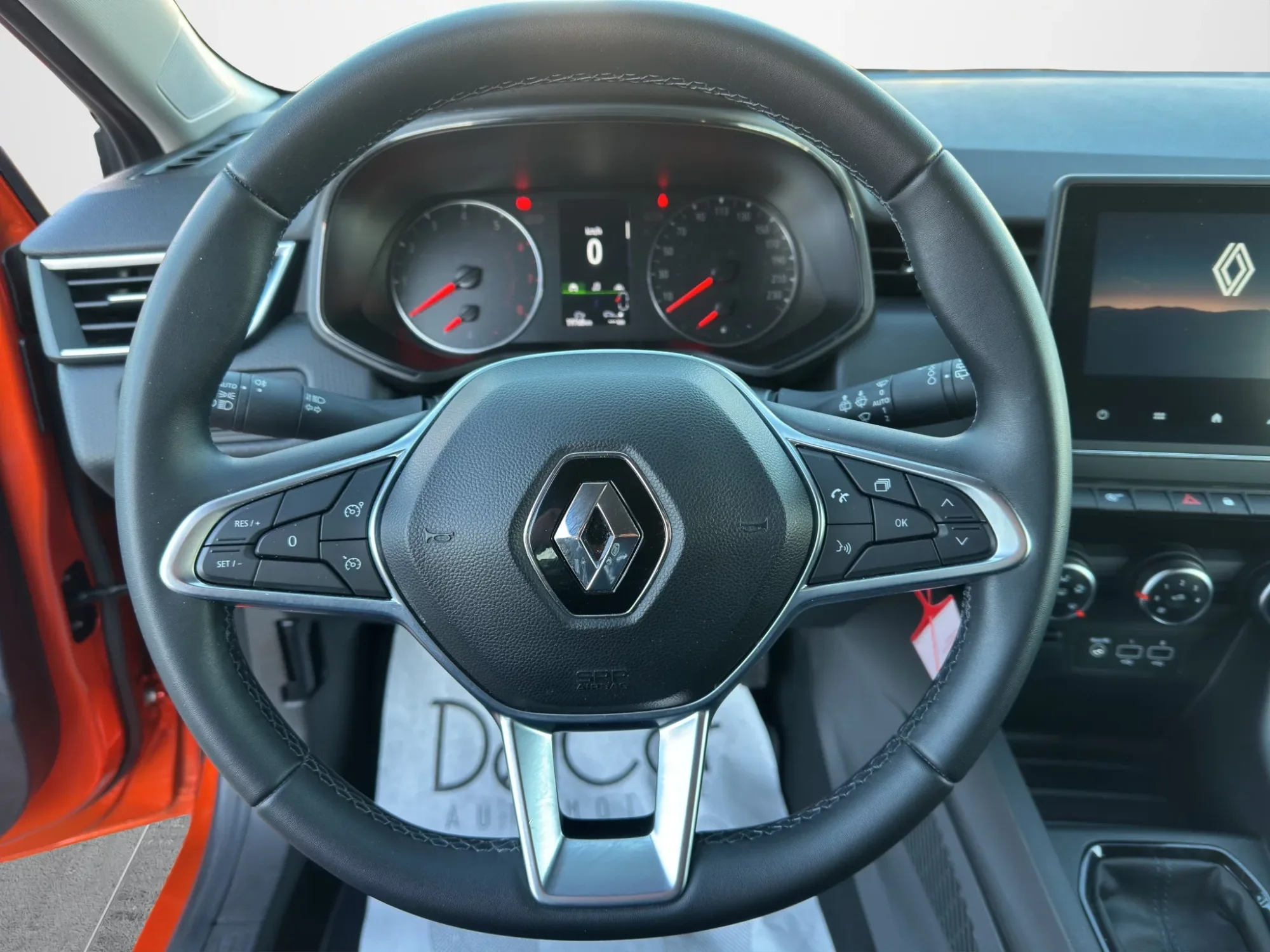 Renault Clio 1.0 SCE EQUILIBRE 2023 — foto 10 di 19