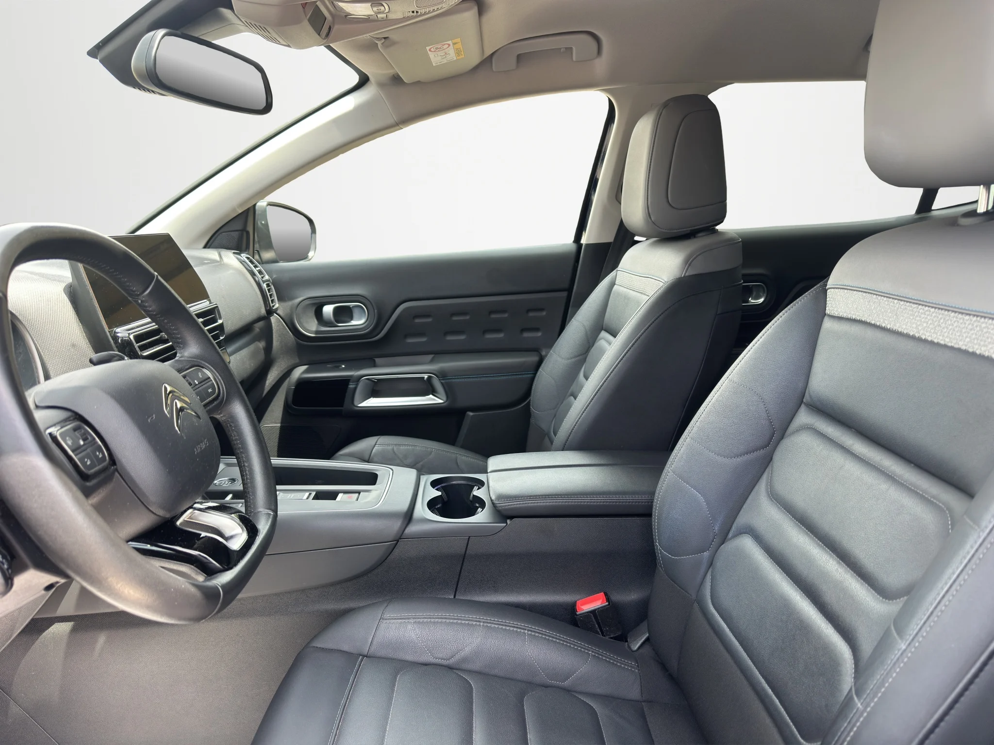 Citroën C5 AIRCROSS 1.5 BLUEHDI EAT8 SHINE 2023 — foto 9 di 21