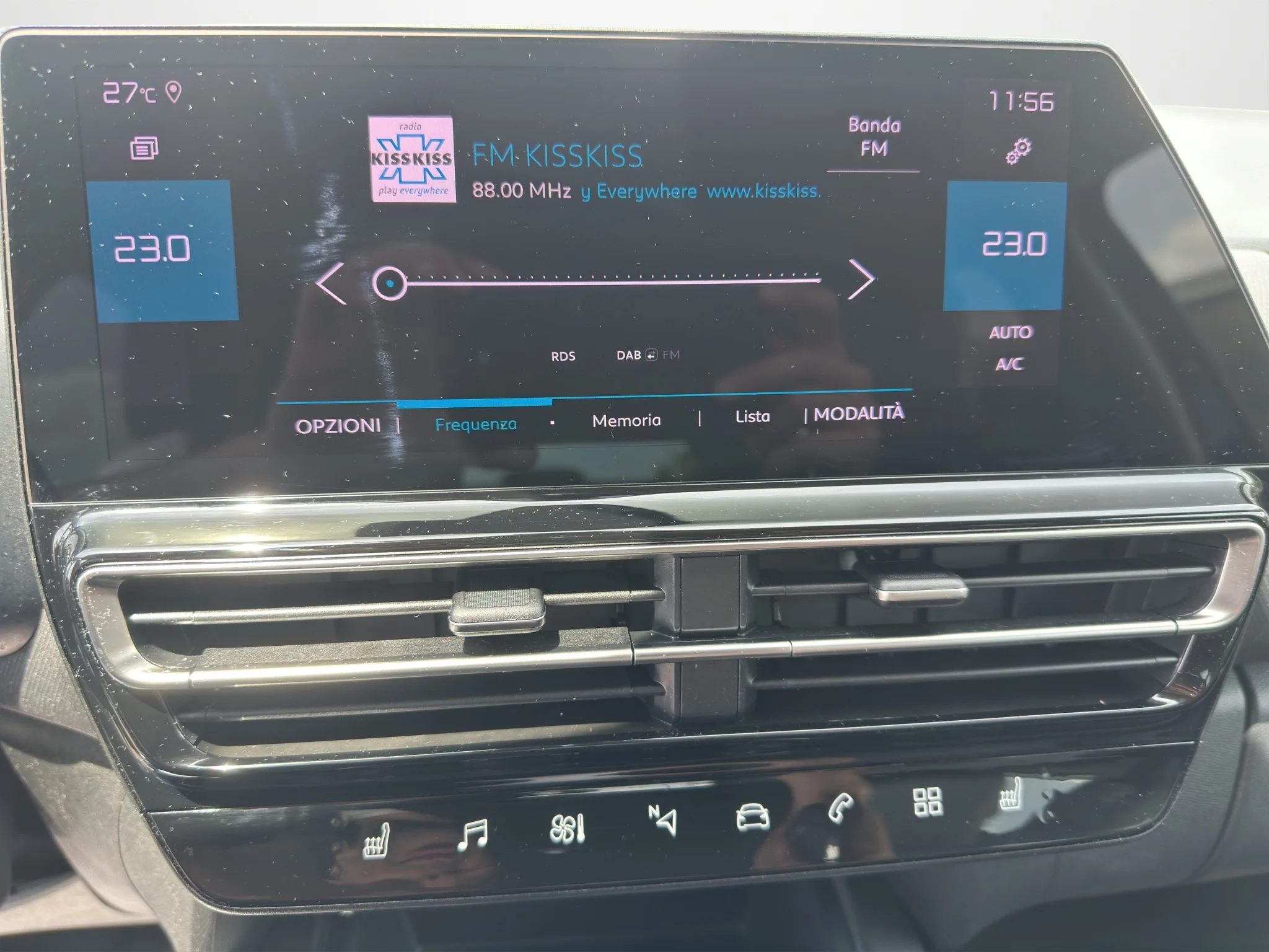 Citroën C5 AIRCROSS 1.5 BLUEHDI EAT8 SHINE 2023 — foto 14 di 21