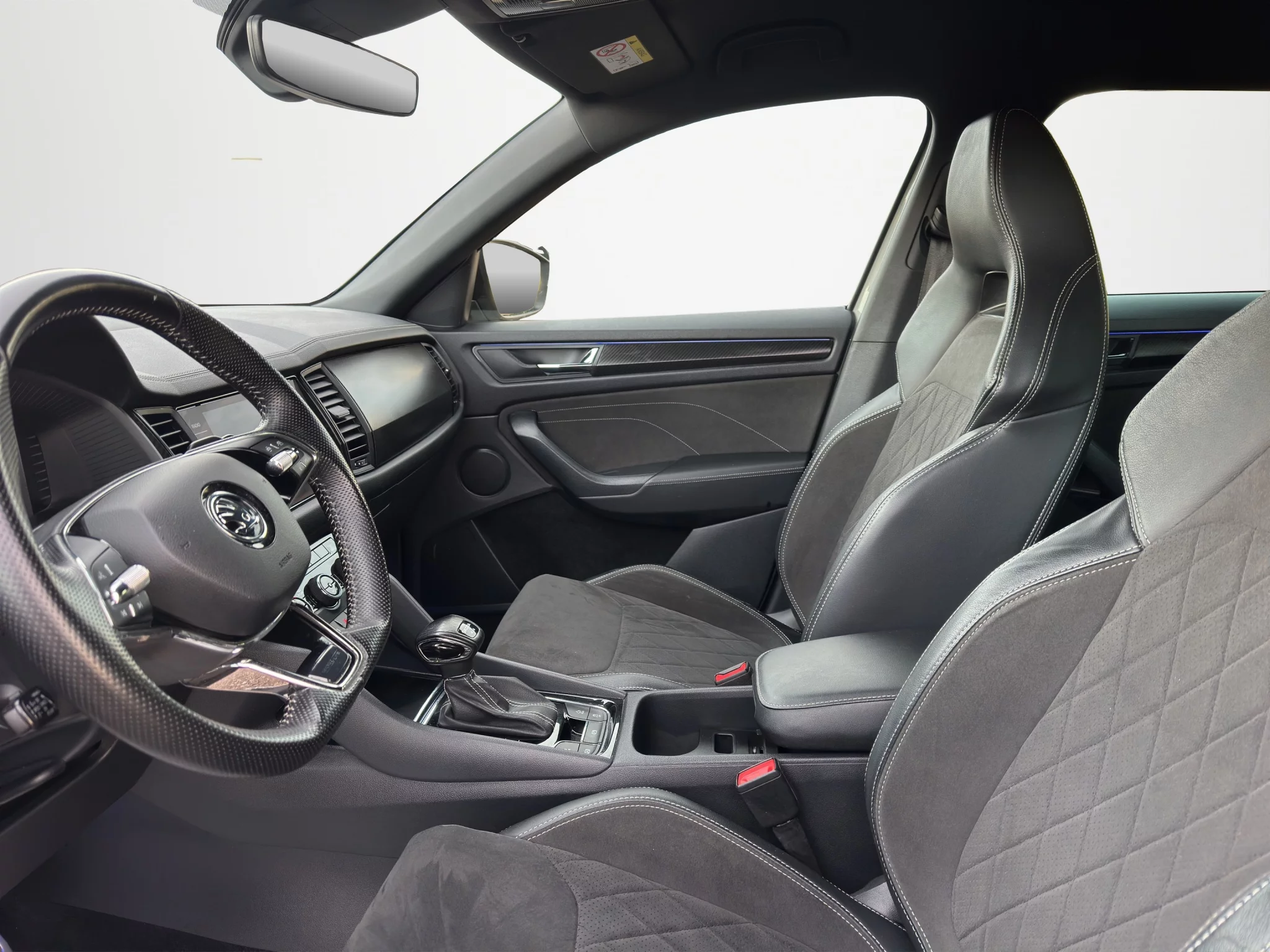 Skoda Kodiaq 2.0 TDI 4X4 DSG SPORTLINE 2023 — foto 9 di 23