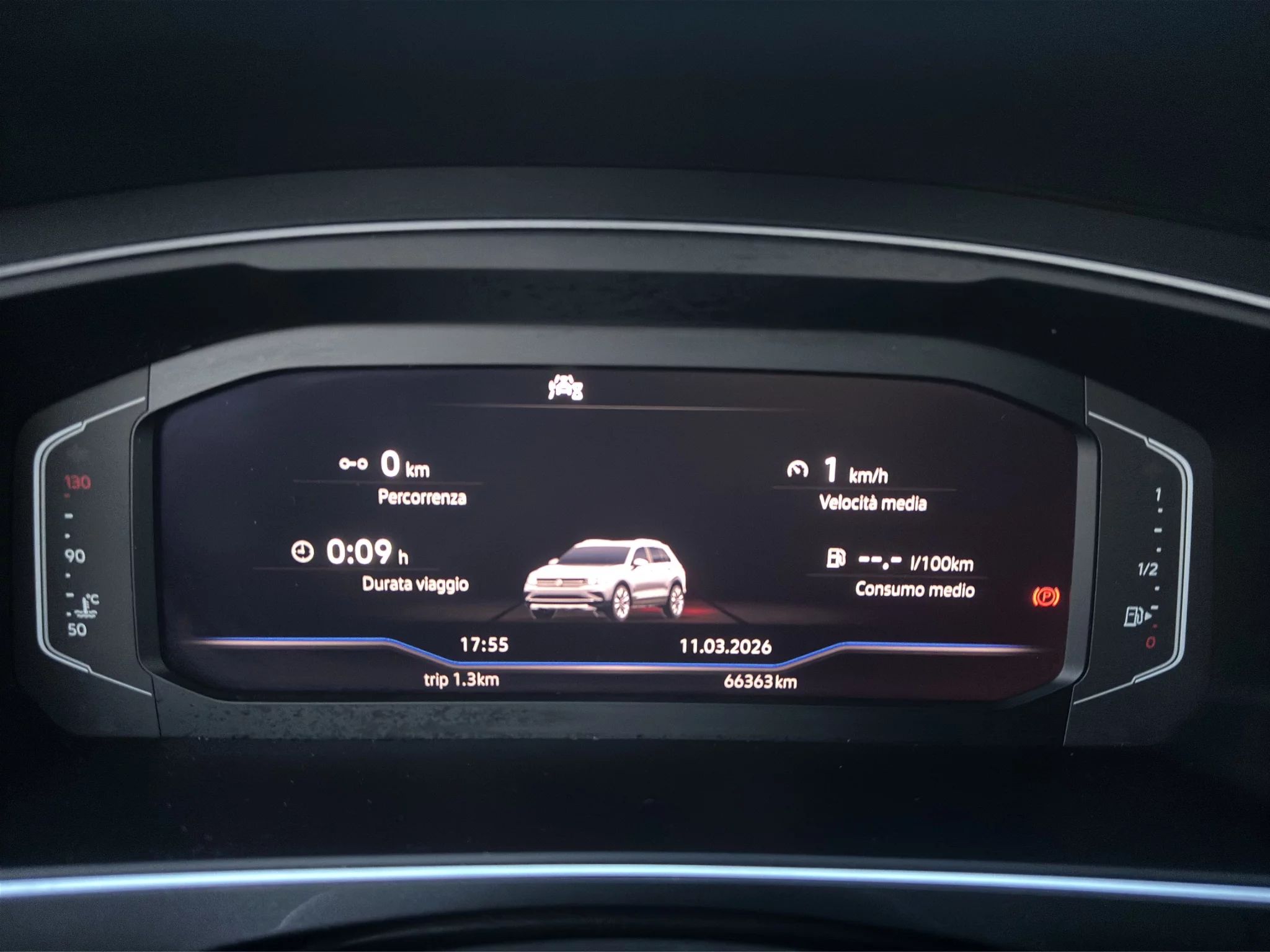 Volkswagen Tiguan 2.0 TDI LIFE 2021 — foto 11 di 23