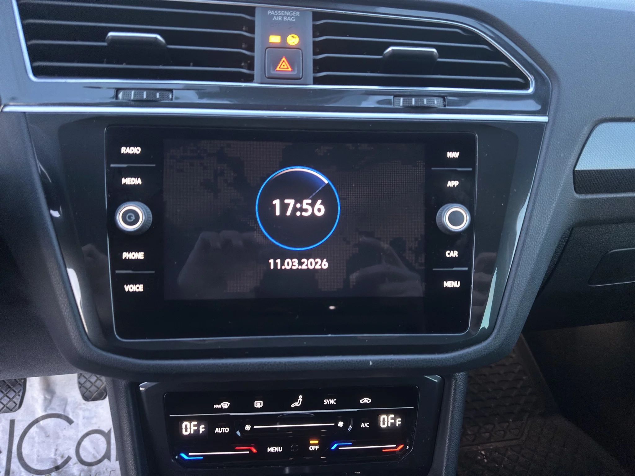 Volkswagen Tiguan 2.0 TDI LIFE 2021 — foto 15 di 23