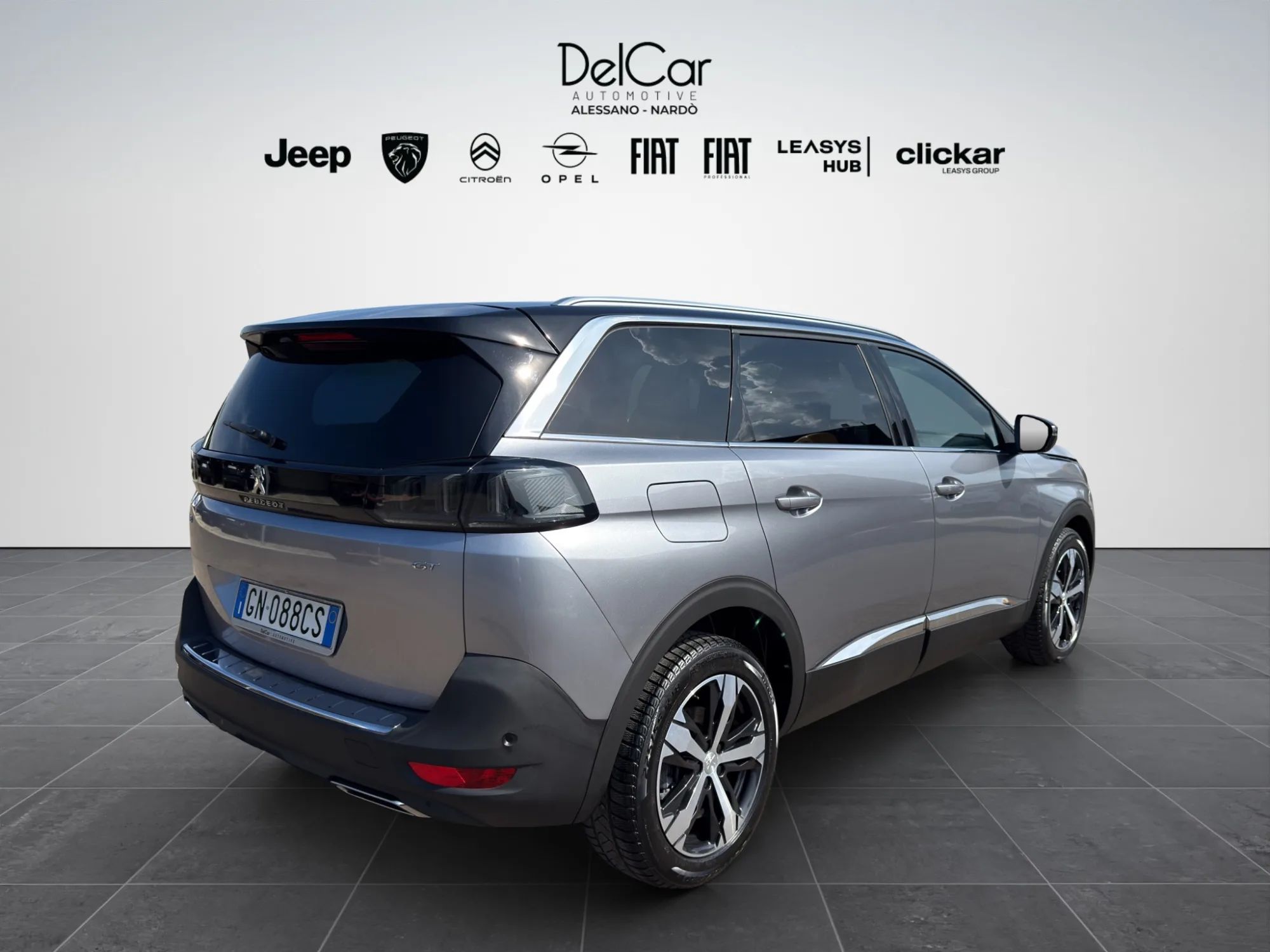 Peugeot 5008 1.5 130 Cv. BlueHDI EAT8 GT Pack 2023 — foto 6 di 18