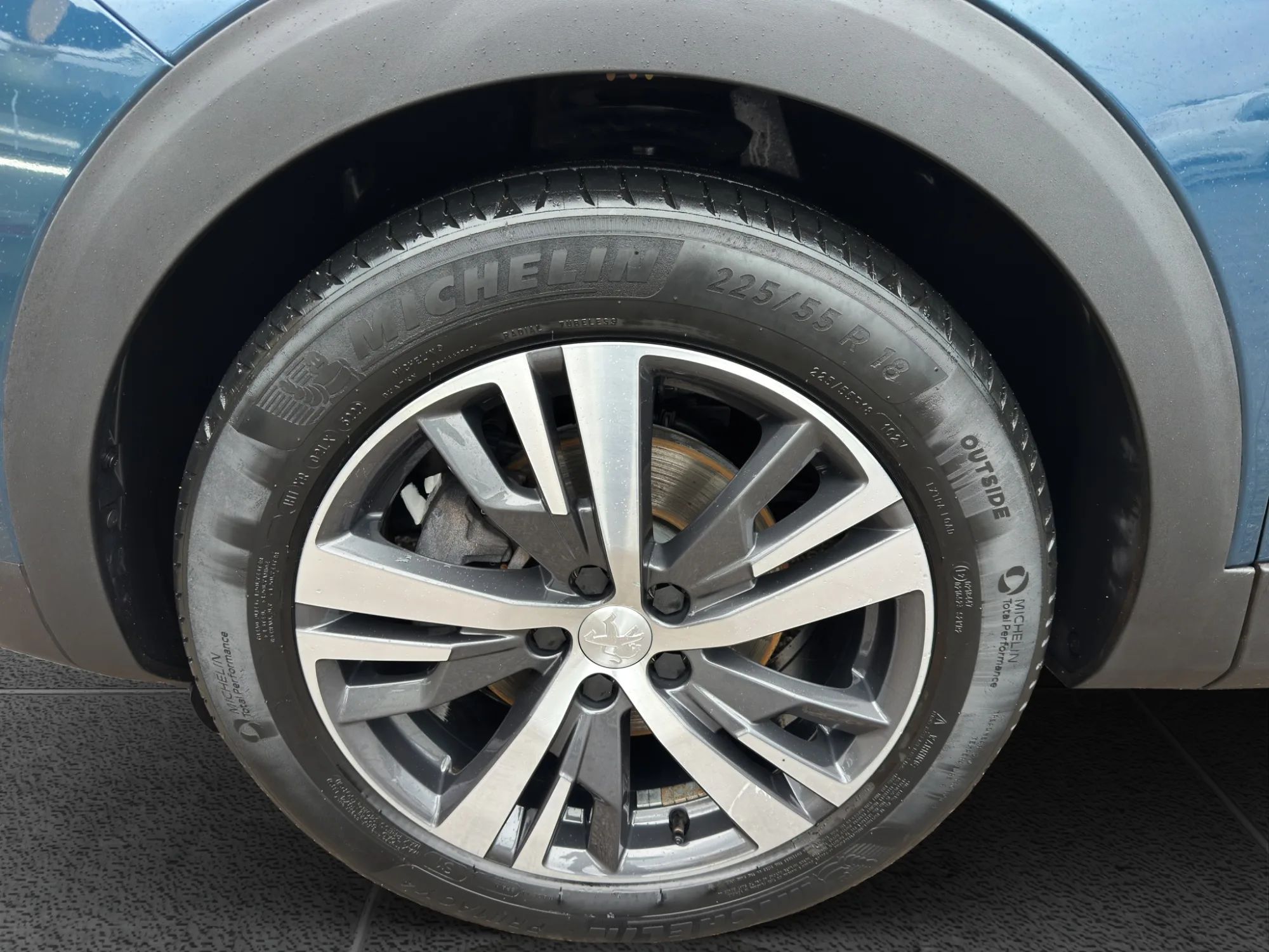 Peugeot 3008 1.5 BlueHDI 130 Cv. EAT8 Allure 2023 — foto 21 di 21