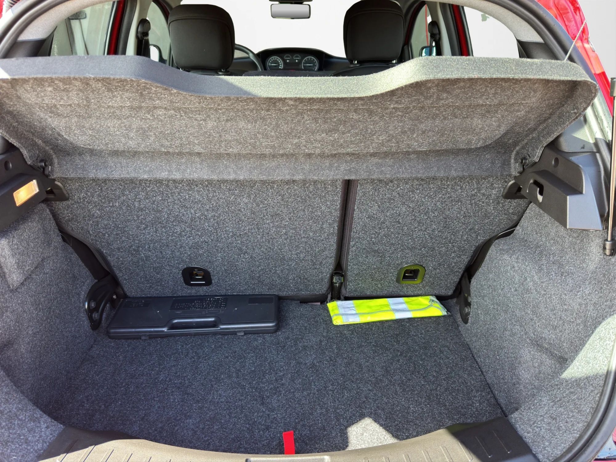 Lancia Ypsilon 1.0 70 Cv. Hybrid Silver 2021 — foto 17 di 19