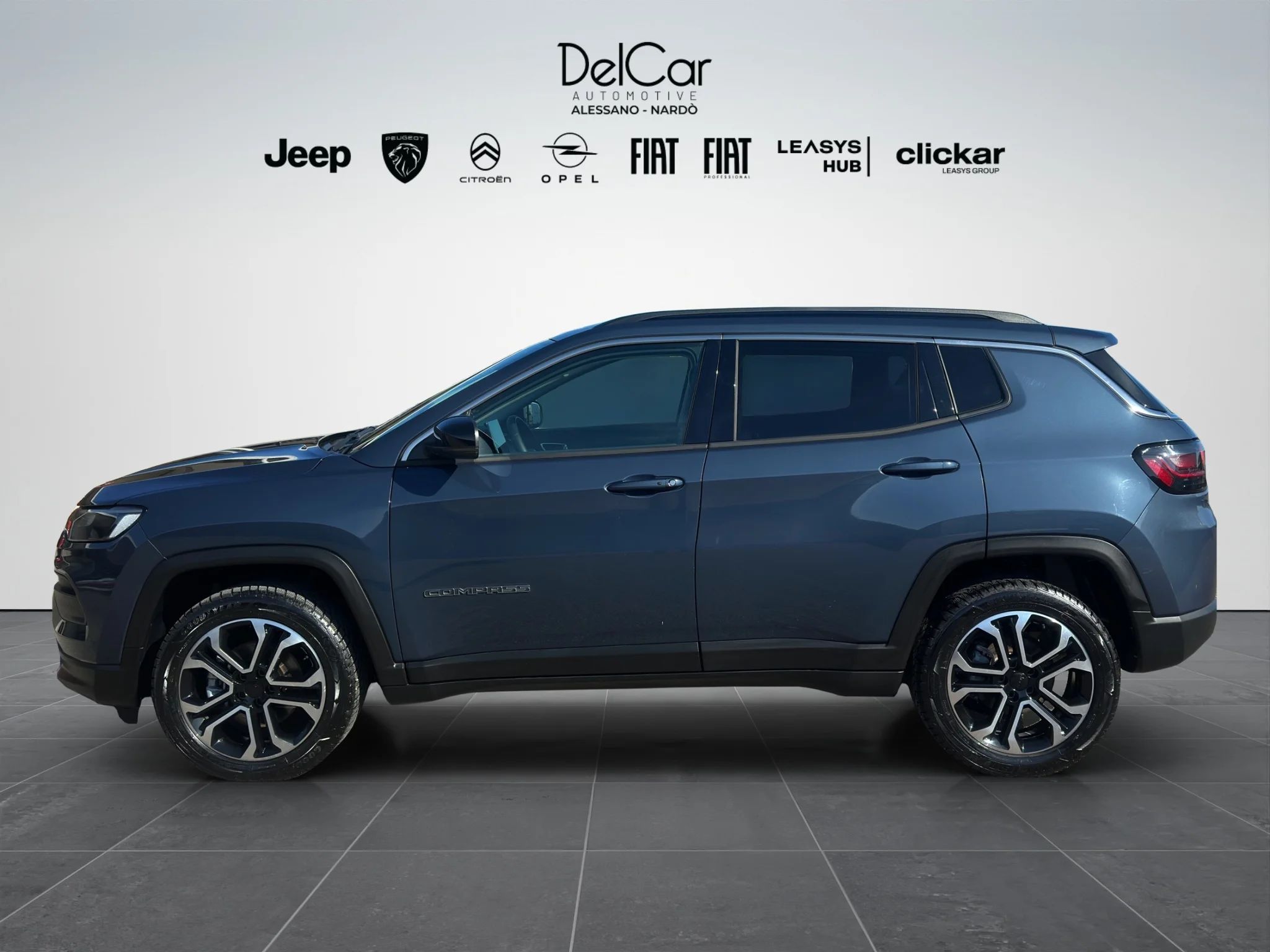 Jeep Compass 1.6 MJT LIMITED 2023 — foto 3 di 22