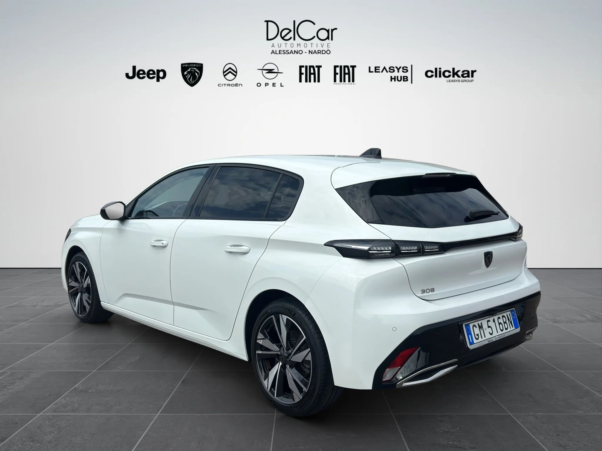 Peugeot 308 1.5 BLUEHDI EAT8 ALLURE 2022 — foto 4 di 20
