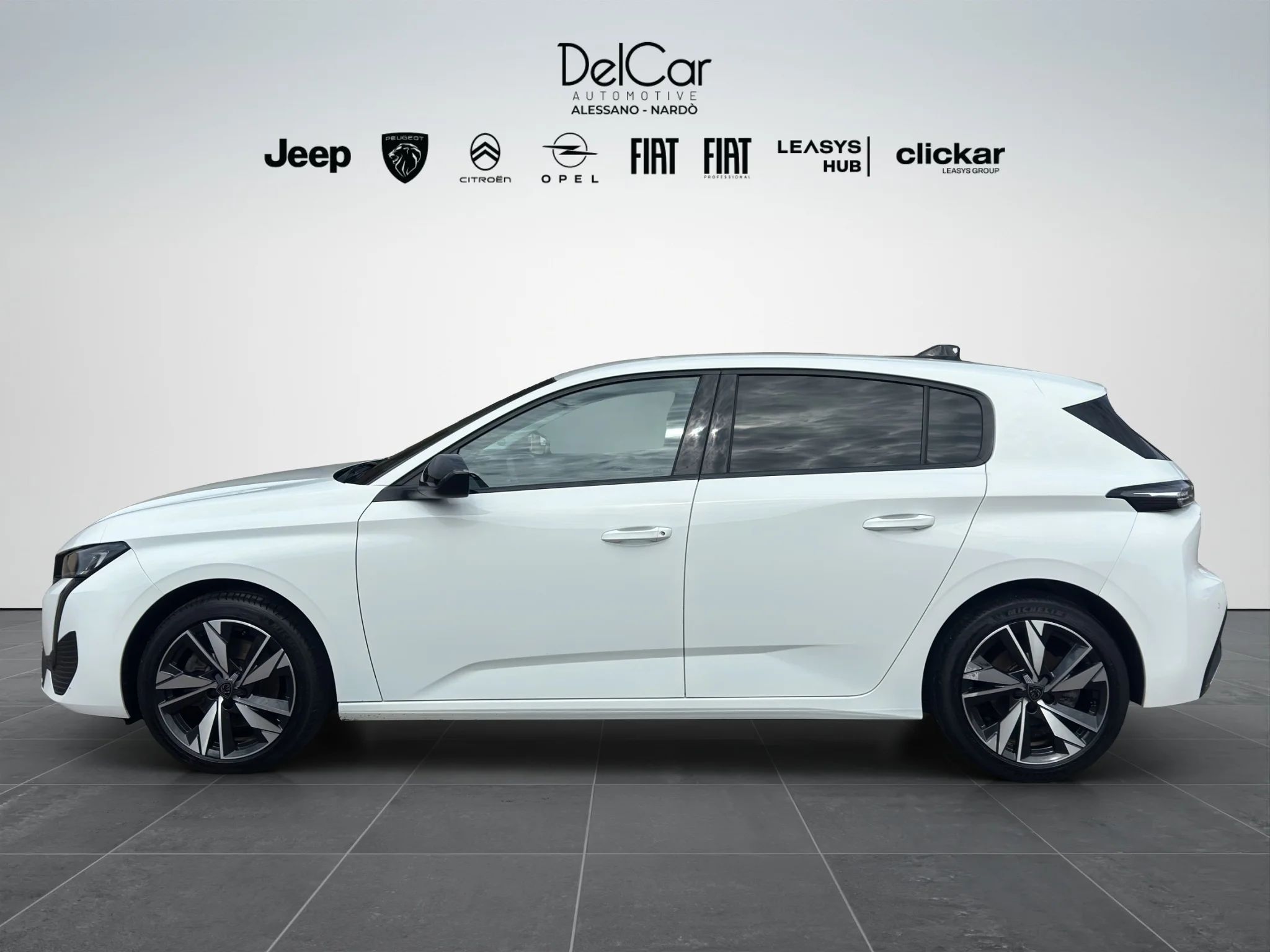 Peugeot 308 1.5 BLUEHDI EAT8 ALLURE 2022 — foto 3 di 20
