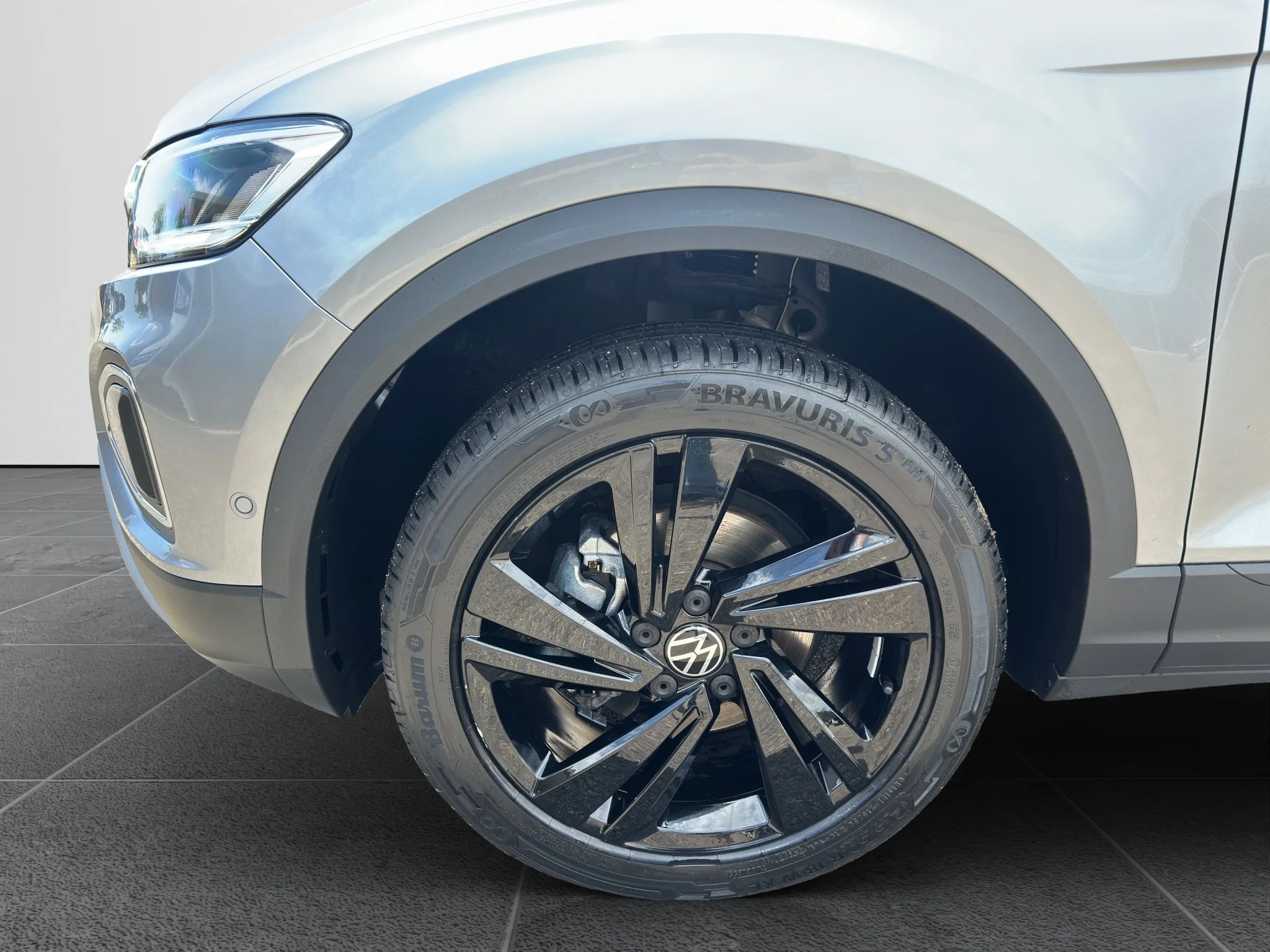 Volkswagen T-Roc 1.5 TSI DSG SPORT 2024 — foto 21 di 22
