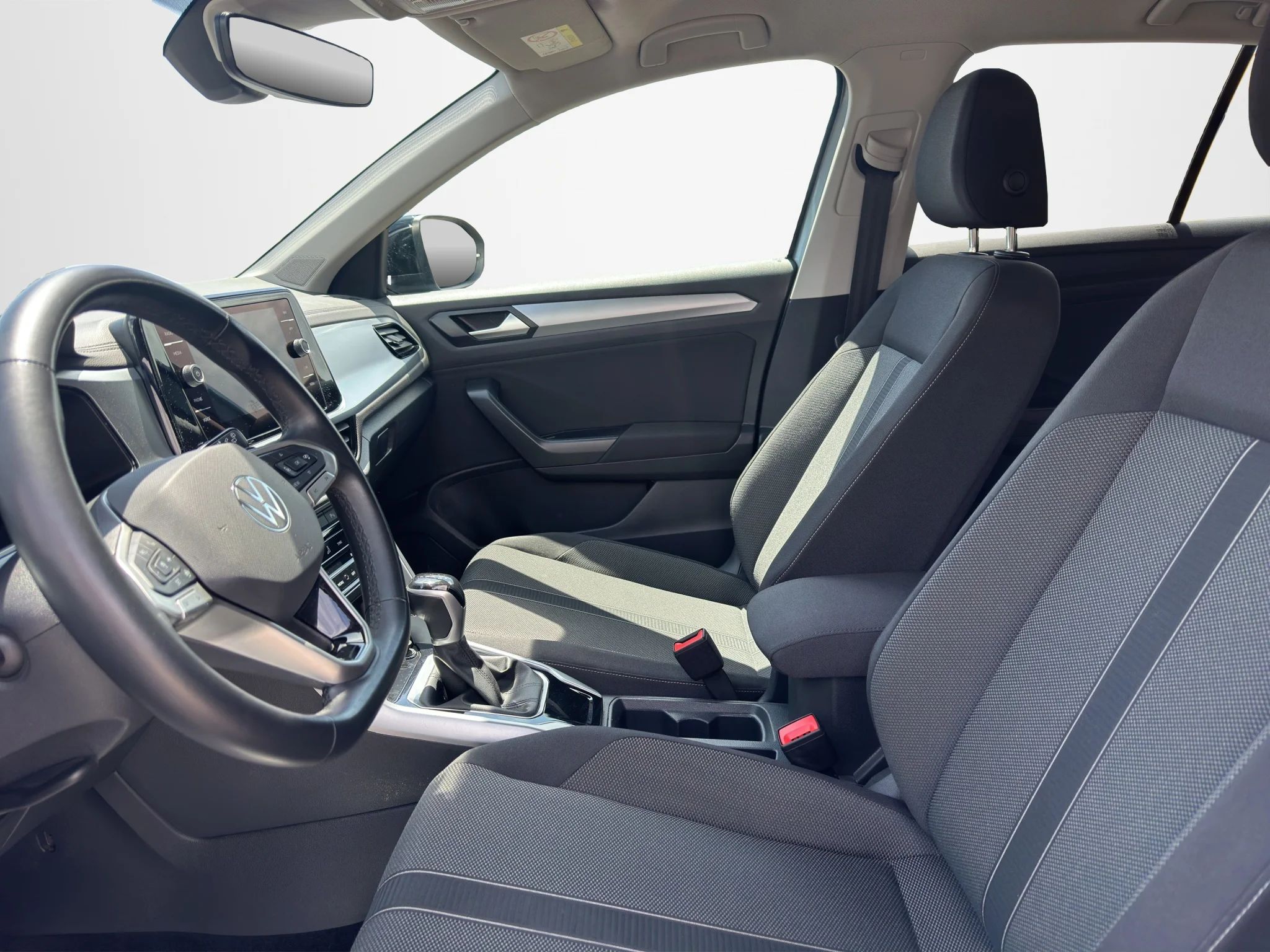Volkswagen T-Roc 1.5 TSI DSG SPORT 2024 — foto 9 di 22