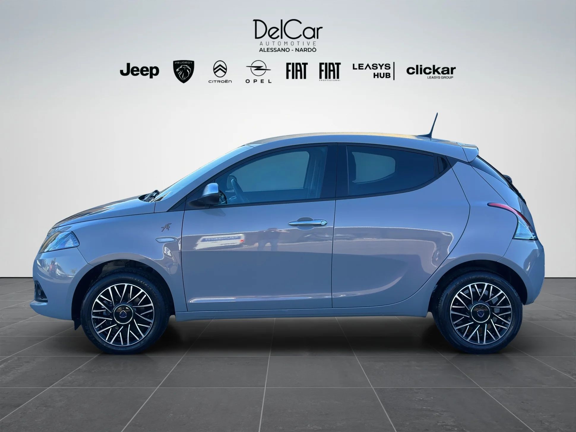 Lancia Ypsilon 1.0 HYBRID ALBERTA FERRETTI 2023 — foto 3 di 20