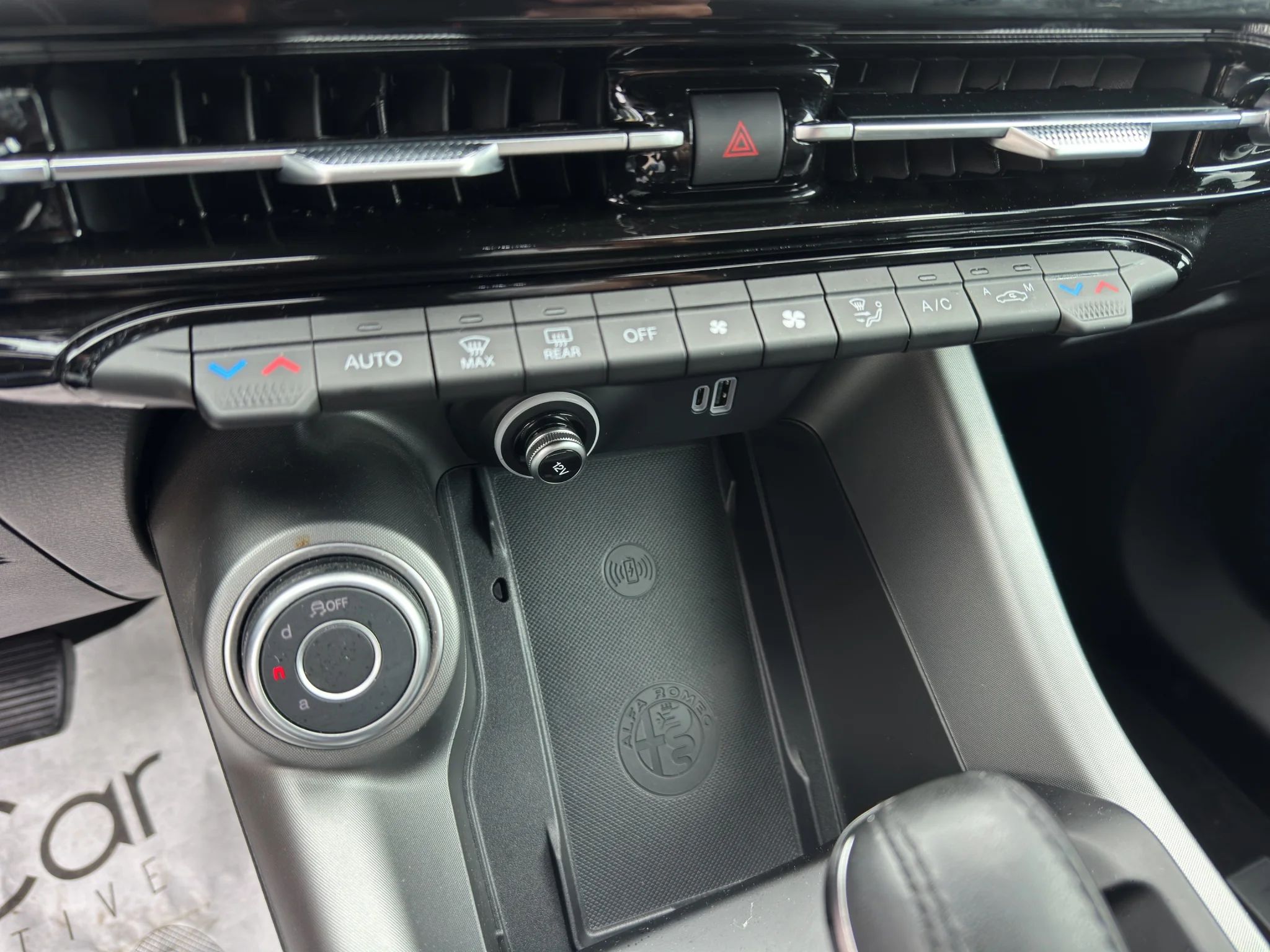 Alfa Romeo Tonale 1.6 MJT TCT6 SPRINT 2023 — foto 16 di 19