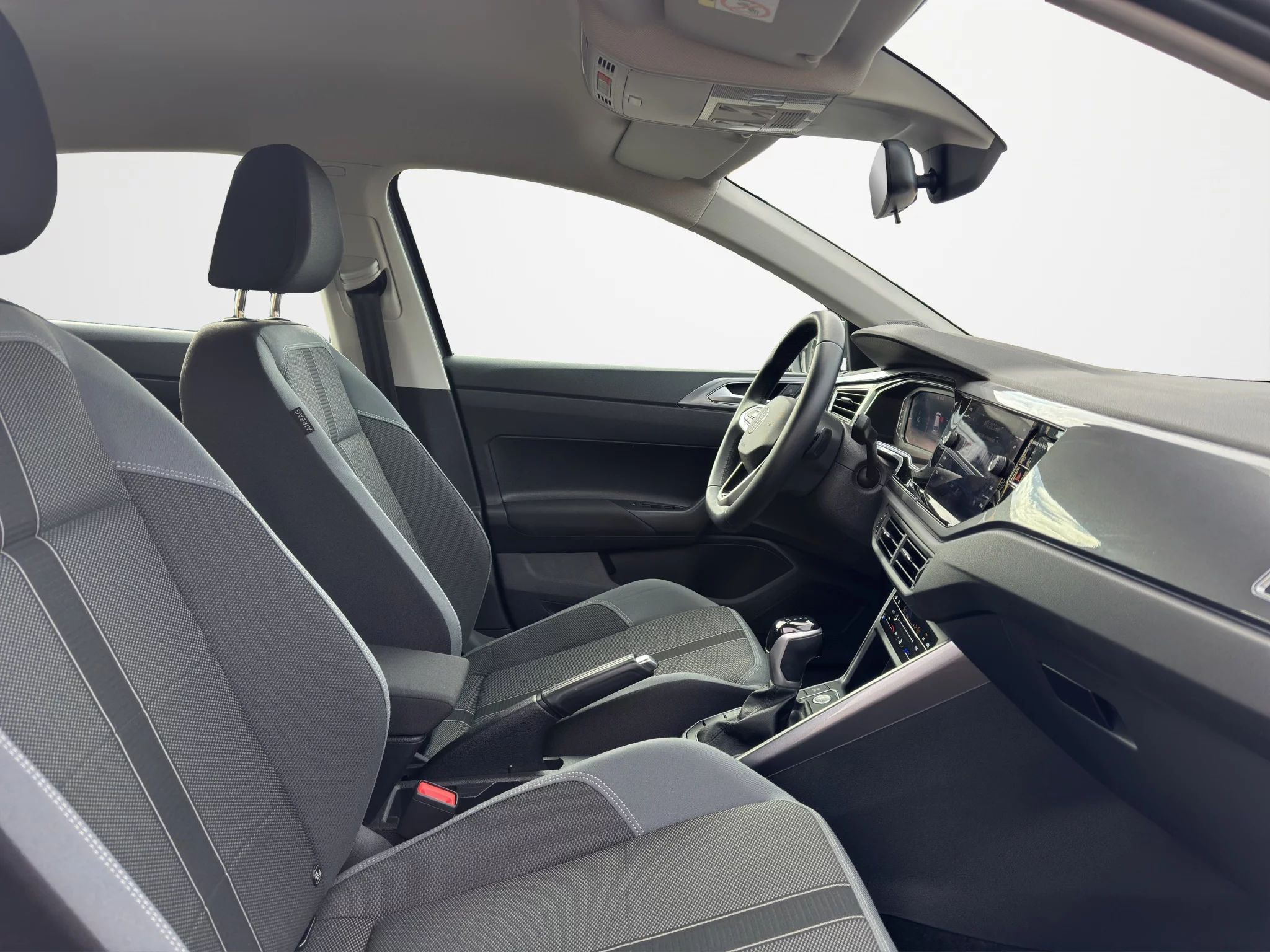 Volkswagen Polo 1.0 TSI STYLE DSG 2023 — foto 18 di 23