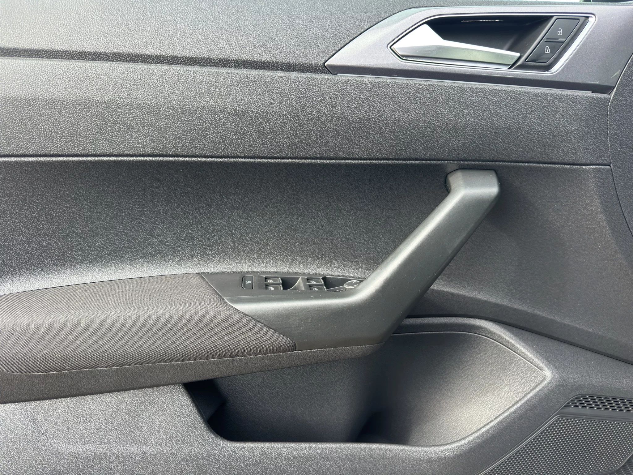 Volkswagen Polo 1.0 TSI STYLE DSG 2023 — foto 12 di 23