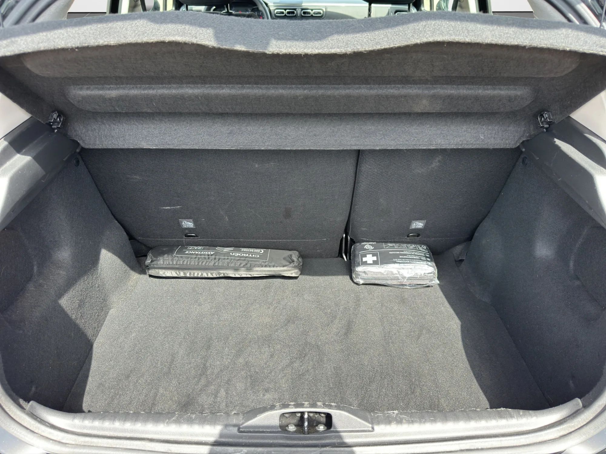 Citroën C3 1.5 BlueHDI 100 Cv. C Series 2022 — foto 19 di 20