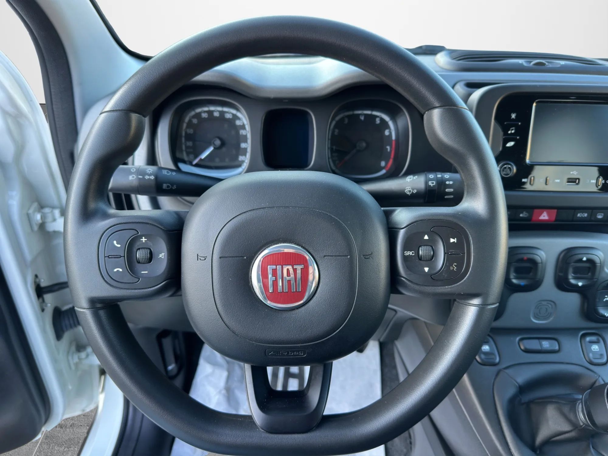 Fiat Panda 1.0 70 Cv. Hybrid City Life 2022 — foto 10 di 21