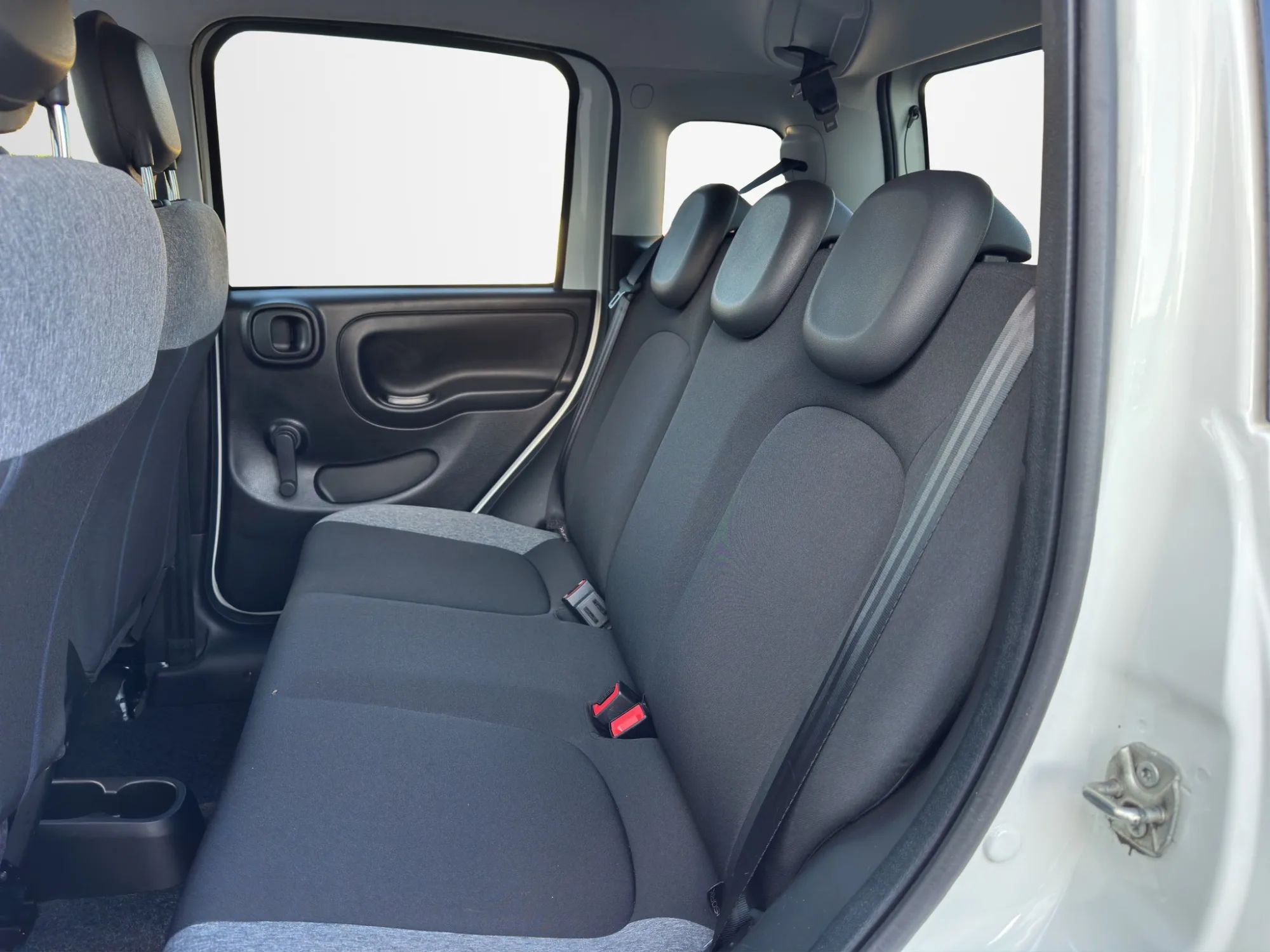 Fiat Panda 1.0 70 Cv. Hybrid City Life 2022 — foto 13 di 21