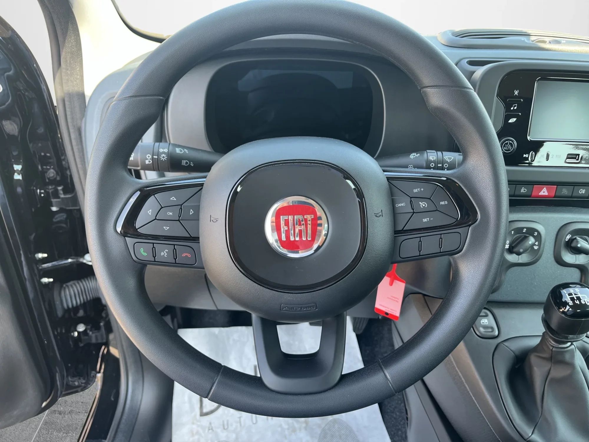 Fiat Panda 1.0 HYBRID ICON 2025 — foto 10 di 18