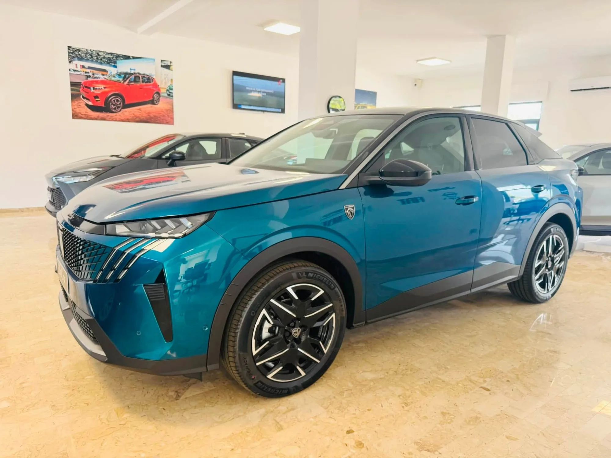Peugeot 3008 GT Hybrid E-DCS6 2026 — foto 3 di 17