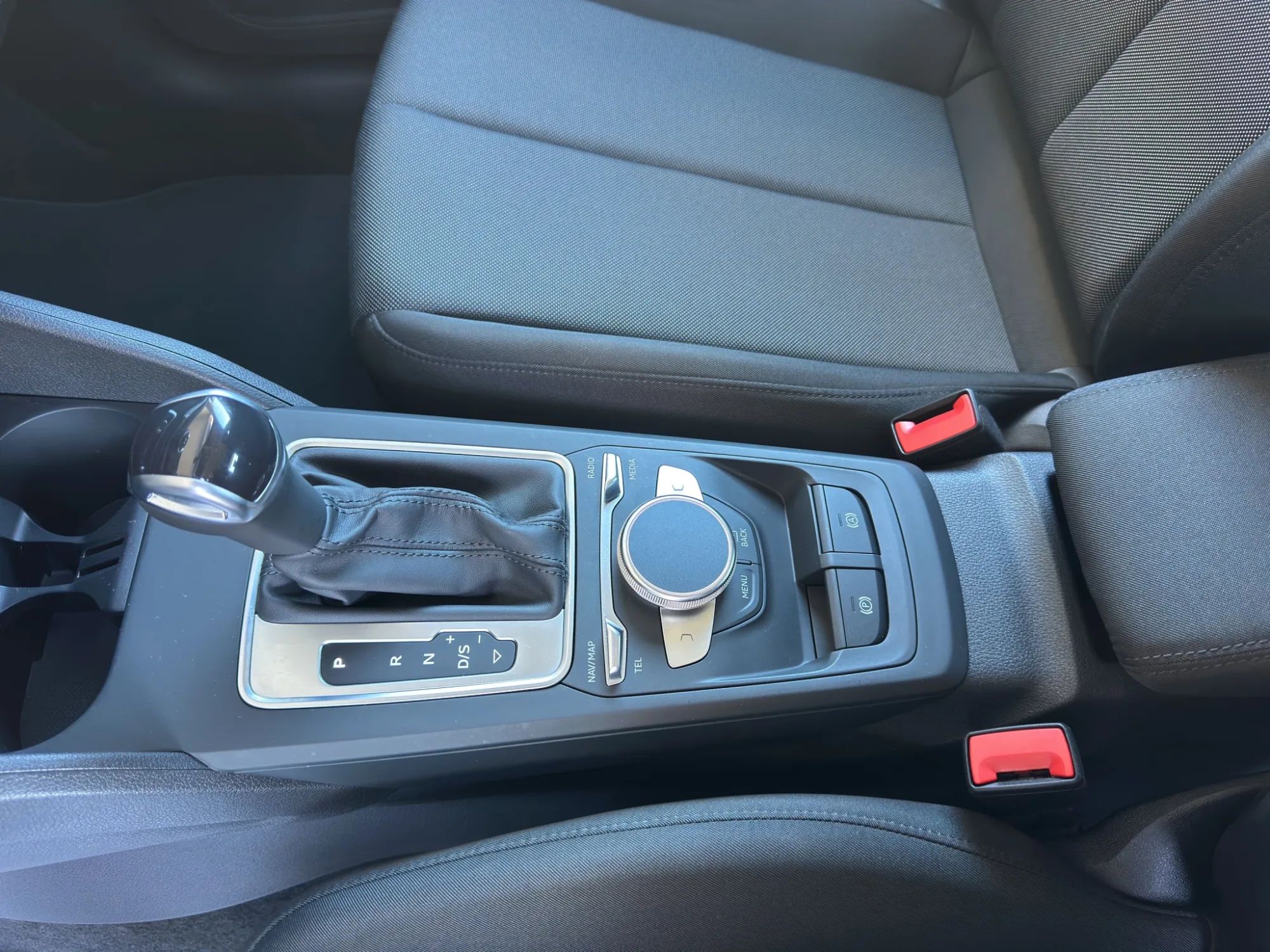 Audi Q2 35 2.0 TDI 150 Cv. S Tronic Business Advanced 2022 — foto 17 di 22