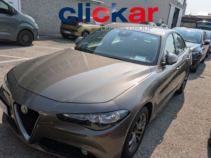 Alfa Romeo Giulia 2.2 TD 180 Cv. Super 2018 Alfa Romeo Giulia 2.2 TD 180 Cv. Super 2018