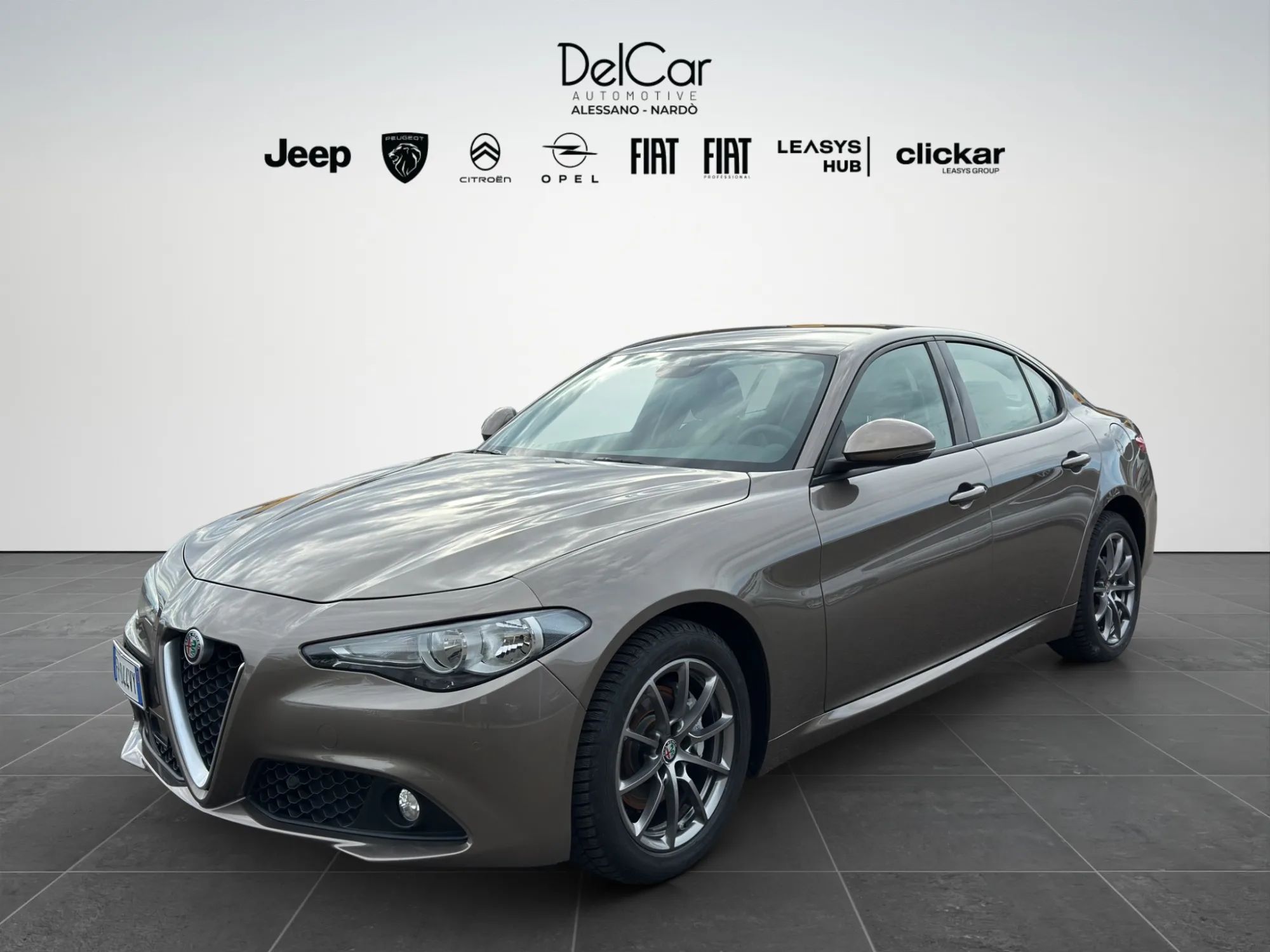 Alfa Romeo Giulia 2.2 TD 180 Cv. Super 2018 — foto 2 di 22