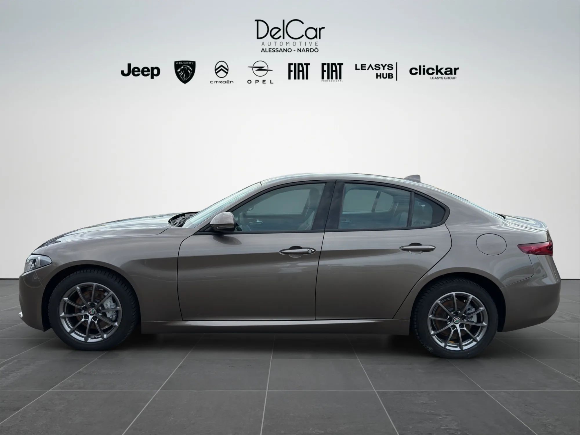 Alfa Romeo Giulia 2.2 TD 180 Cv. Super 2018 — foto 3 di 22