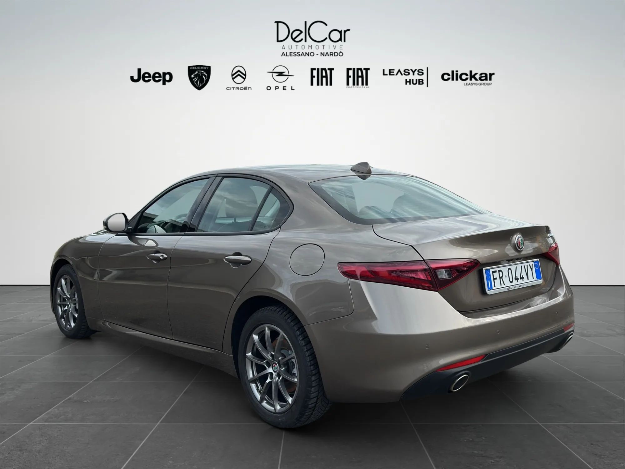 Alfa Romeo Giulia 2.2 TD 180 Cv. Super 2018 — foto 4 di 22