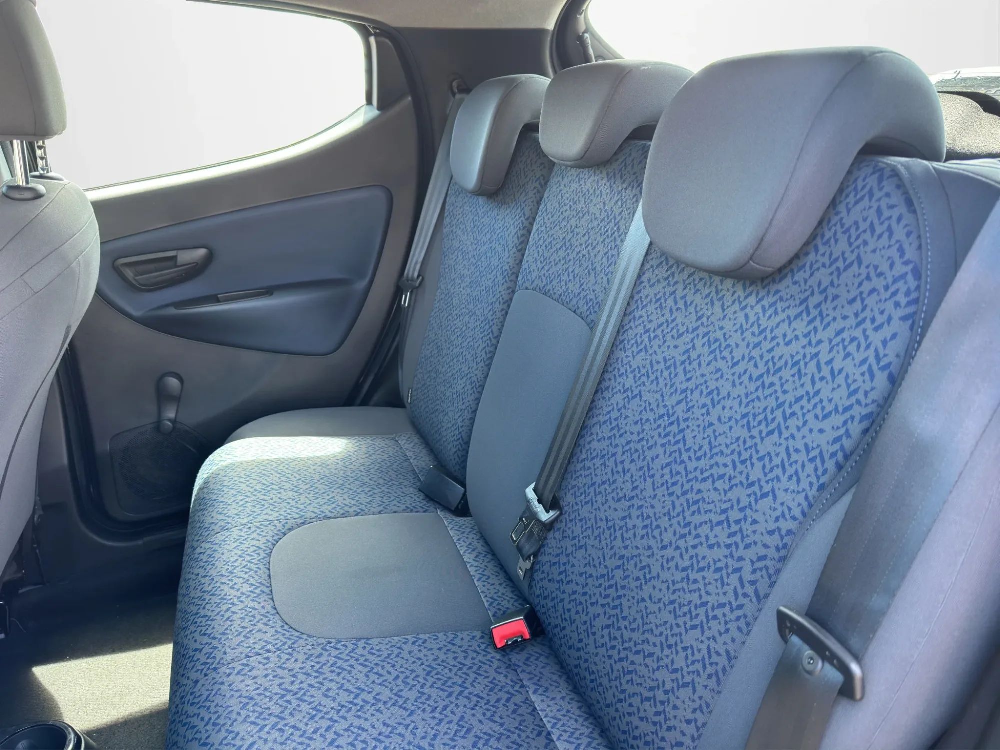 Lancia Ypsilon 1.0 HYBRID ORO 2023 — foto 12 di 17